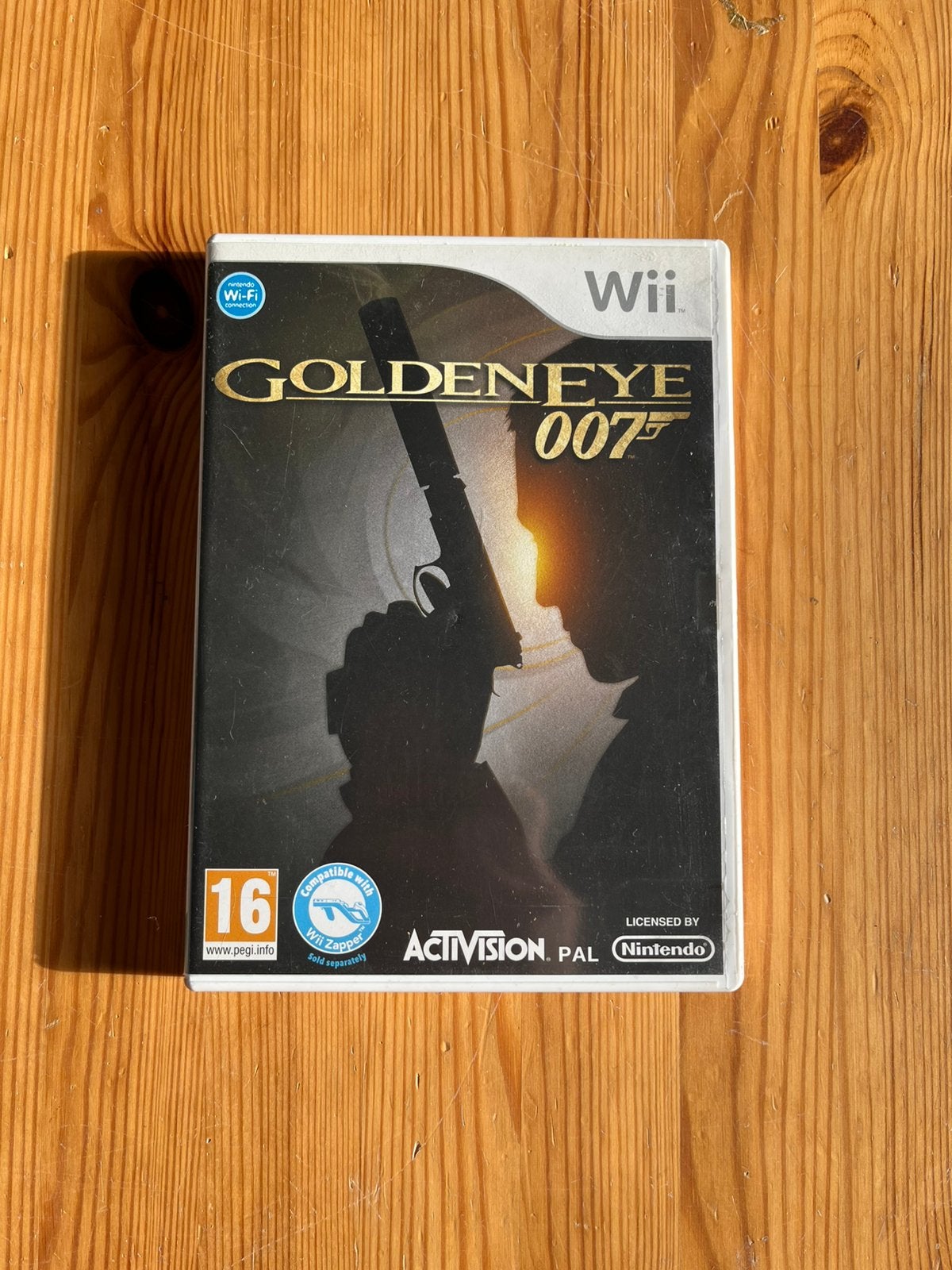 Goldeneye 007 Wii, 3 spelers of meer, Ophalen of Verzenden, Zo goed als nieuw, Shooter