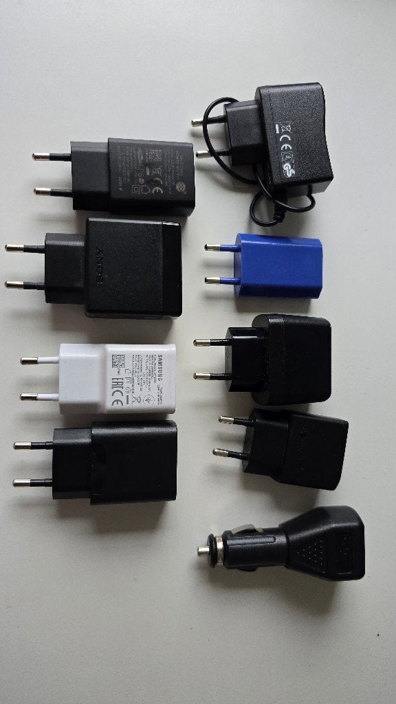 Diverse merken usb laders samsung, sony, Adapter, Ophalen of Verzenden, Zo goed als nieuw, Samsung