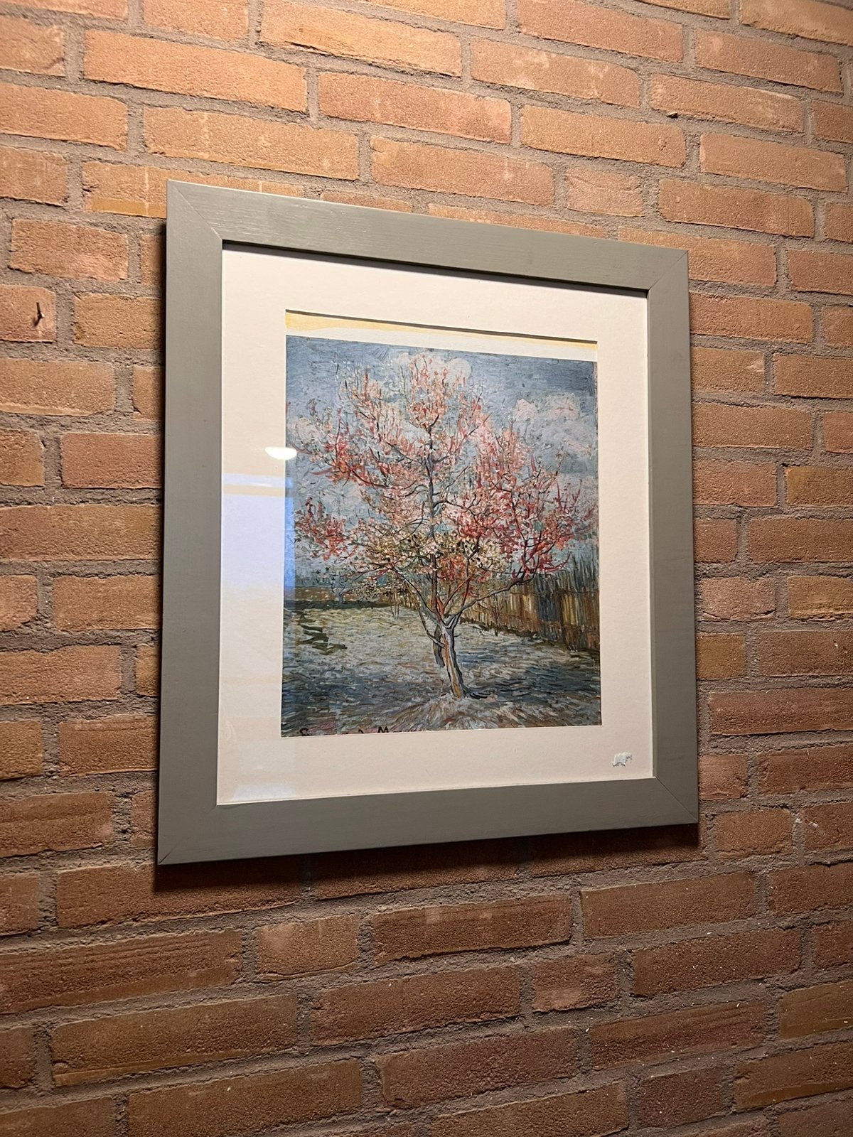 Roze perzikboom Van Gogh litho schilderij, Ingelijst, Ophalen of Verzenden, Landschappen, Zeefdruk