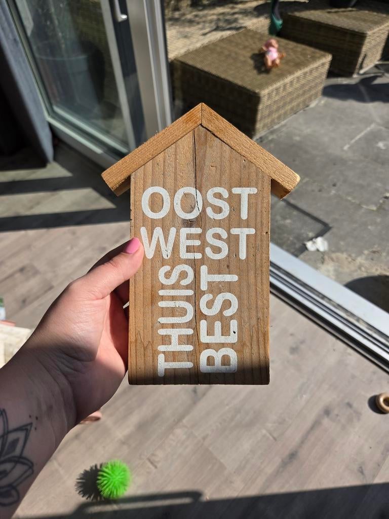 Houten huisje decoratie Oost West Thuis Best, Ophalen, Zo goed als nieuw