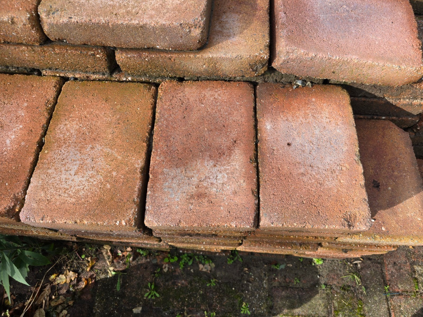 Rode betonnen stenen 20x30x6 cm - Minimaal 30m², Tuin en Terras, Ophalen, Gebruikt, Overige typen, 10 m² of meer