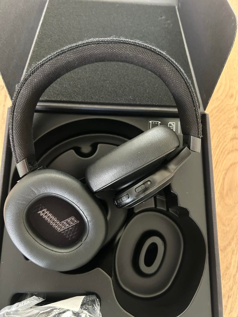JBL Live 660NC Noise Cancelling Hoofdtelefoon, Ophalen of Verzenden, Zo goed als nieuw, Overige merken, Draadloos