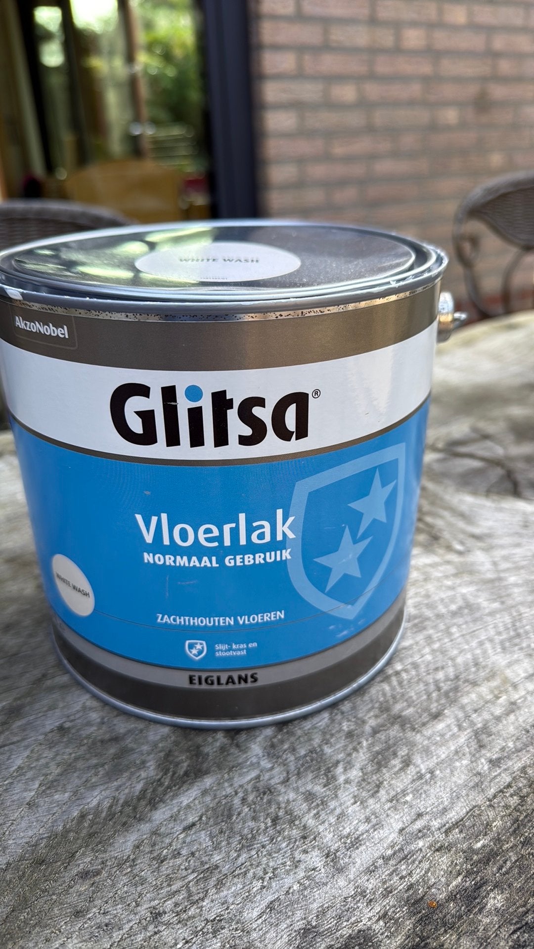 GLITSA !!Nog 3 kwart vol . Wie kan ik er nog blij mee maken, Ophalen, Zo goed als nieuw, Wit