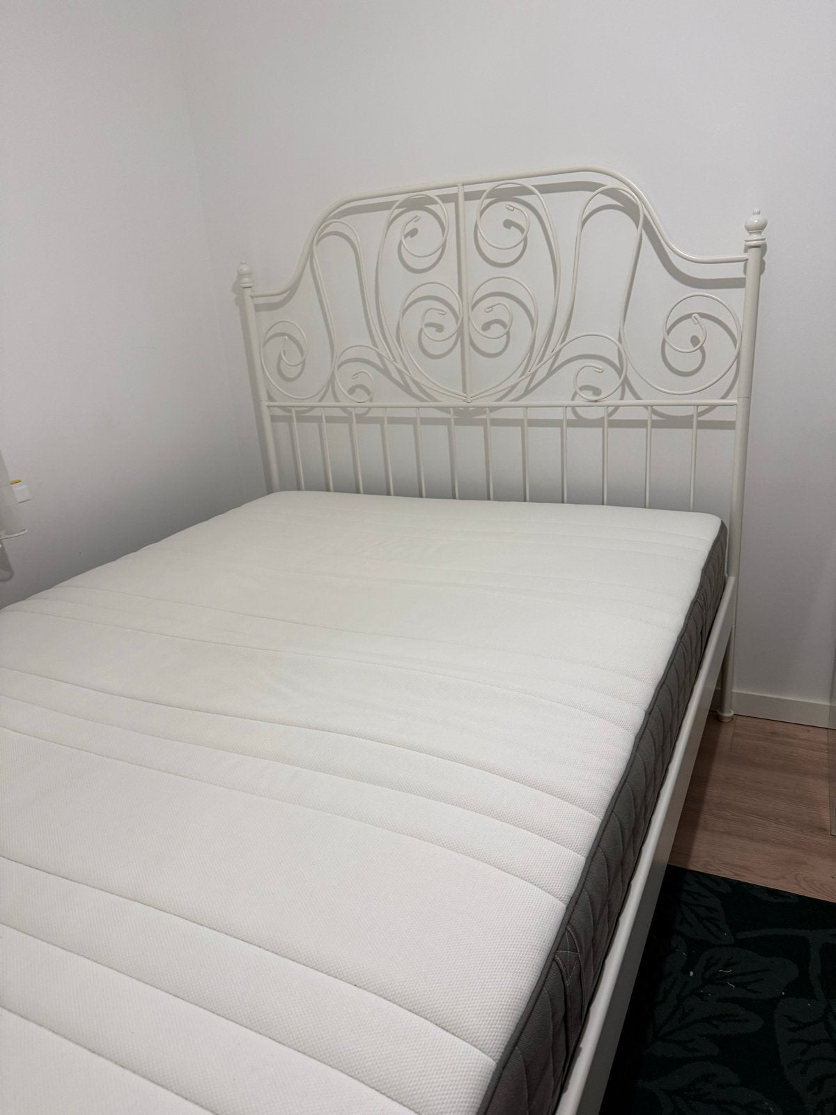 IKEA bedframe met matras 140x200 cm, Ophalen, Wit, Tweepersoons, 140 cm