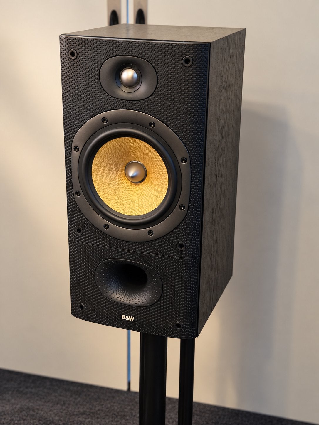 B&W DM 602 S3 speakers (set van 2), Kevlar, bi-wire, Stereo speakers, Gebruikt, Inclusief standaarden, Ophalen of Verzenden