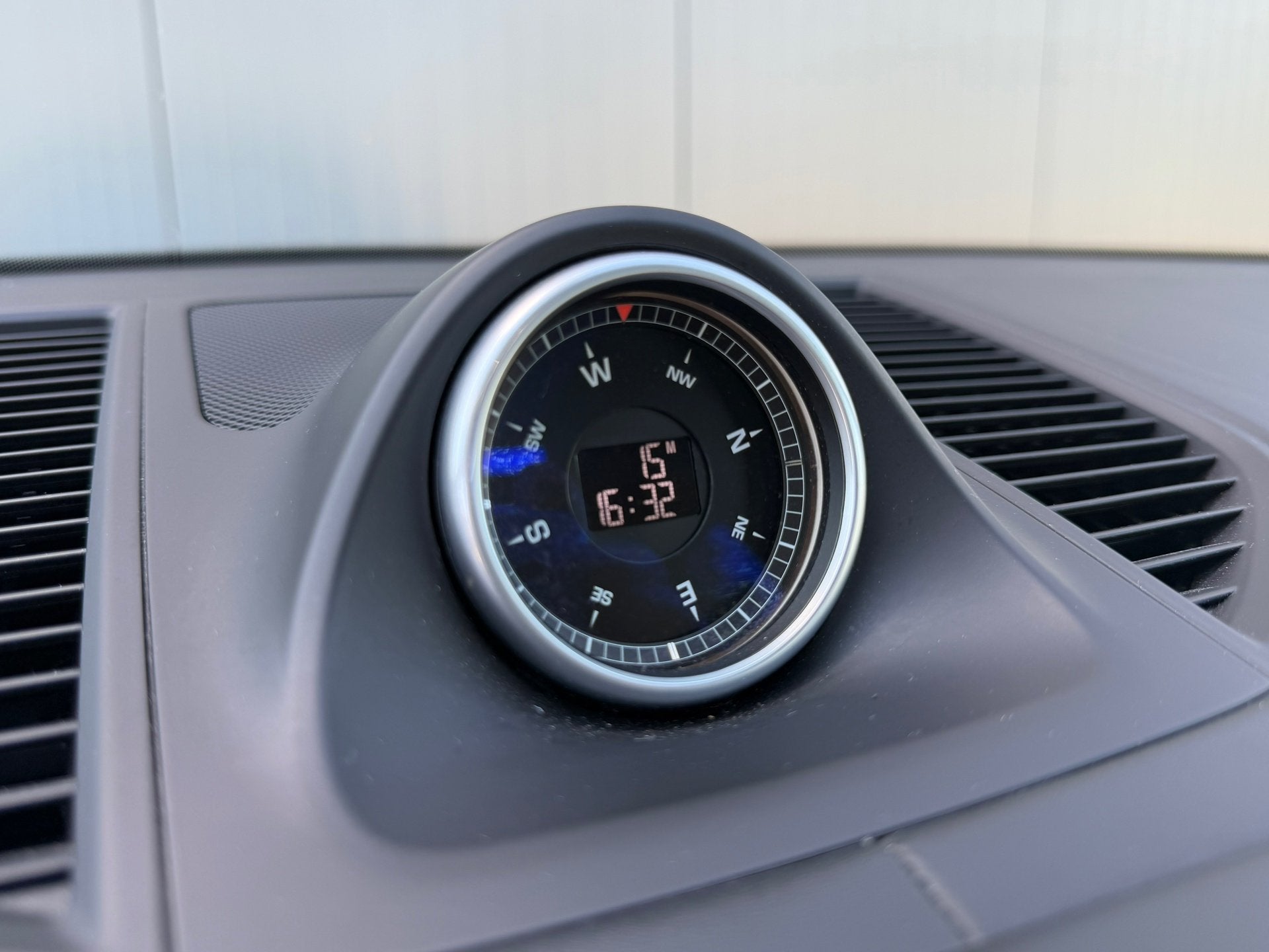 Foto 21 van Porsche Macan 3.0 GTS Pano Lucht Bose 21 inch