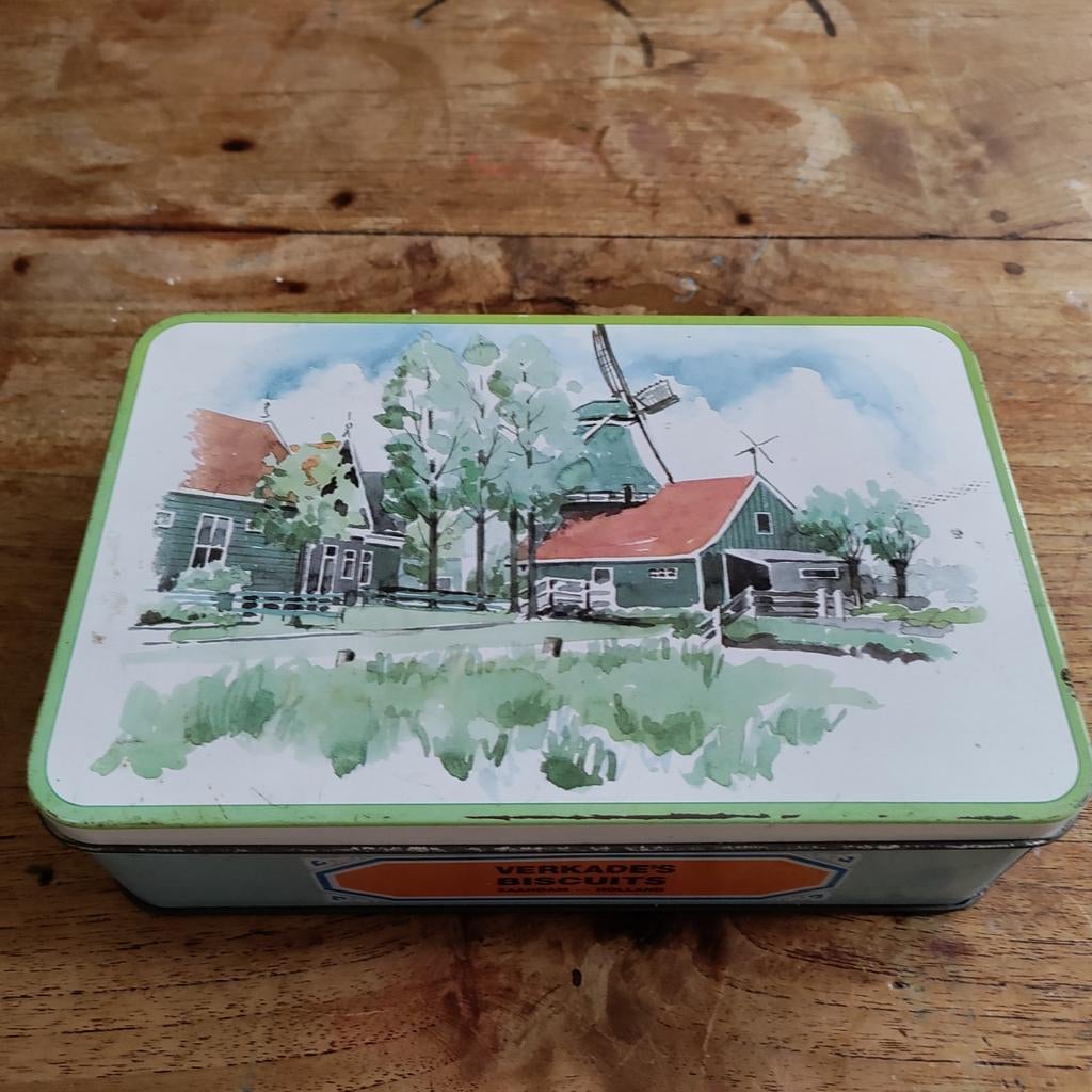 Vintage Verkade's Biscuits blik met Hollands tafereel, Verzamelen, Blikken, Ophalen of Verzenden, Gebruikt, Koek(jes), Verkade