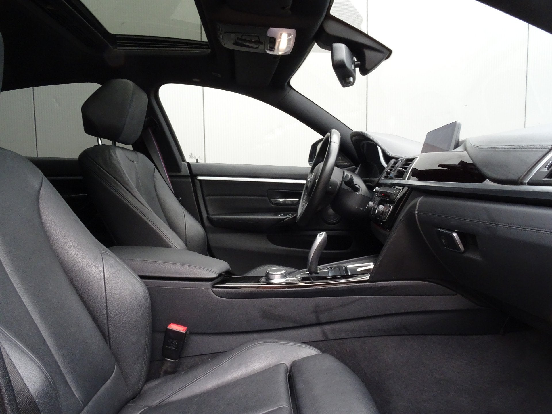 BMW 4 Serie Gran Coupé 418i High Executive * MATT ORIGINEEL, Auto's, Automaat, Gebruikt, Bruin, Bedrijf