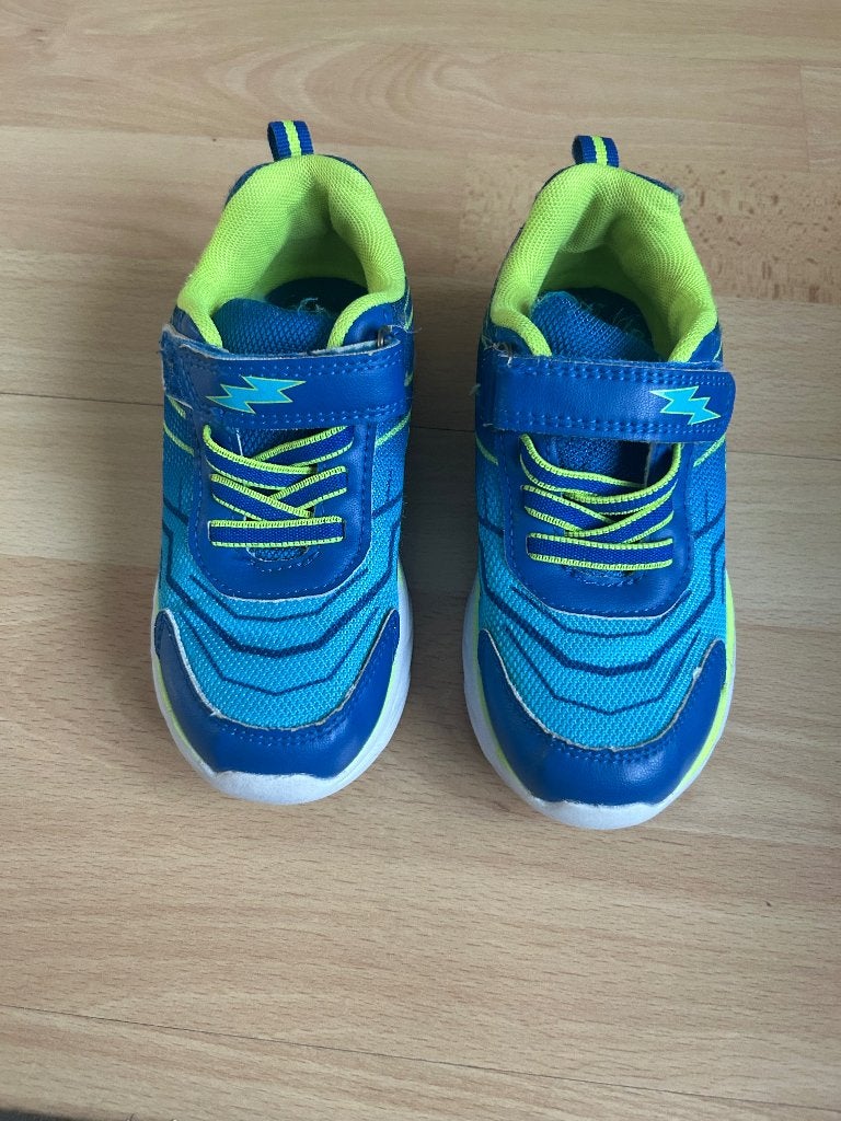 Sneakers/sportschoenen met klittenband blauw maat 27, Ophalen of Verzenden, Zo goed als nieuw, Jongen of Meisje, Sportschoenen