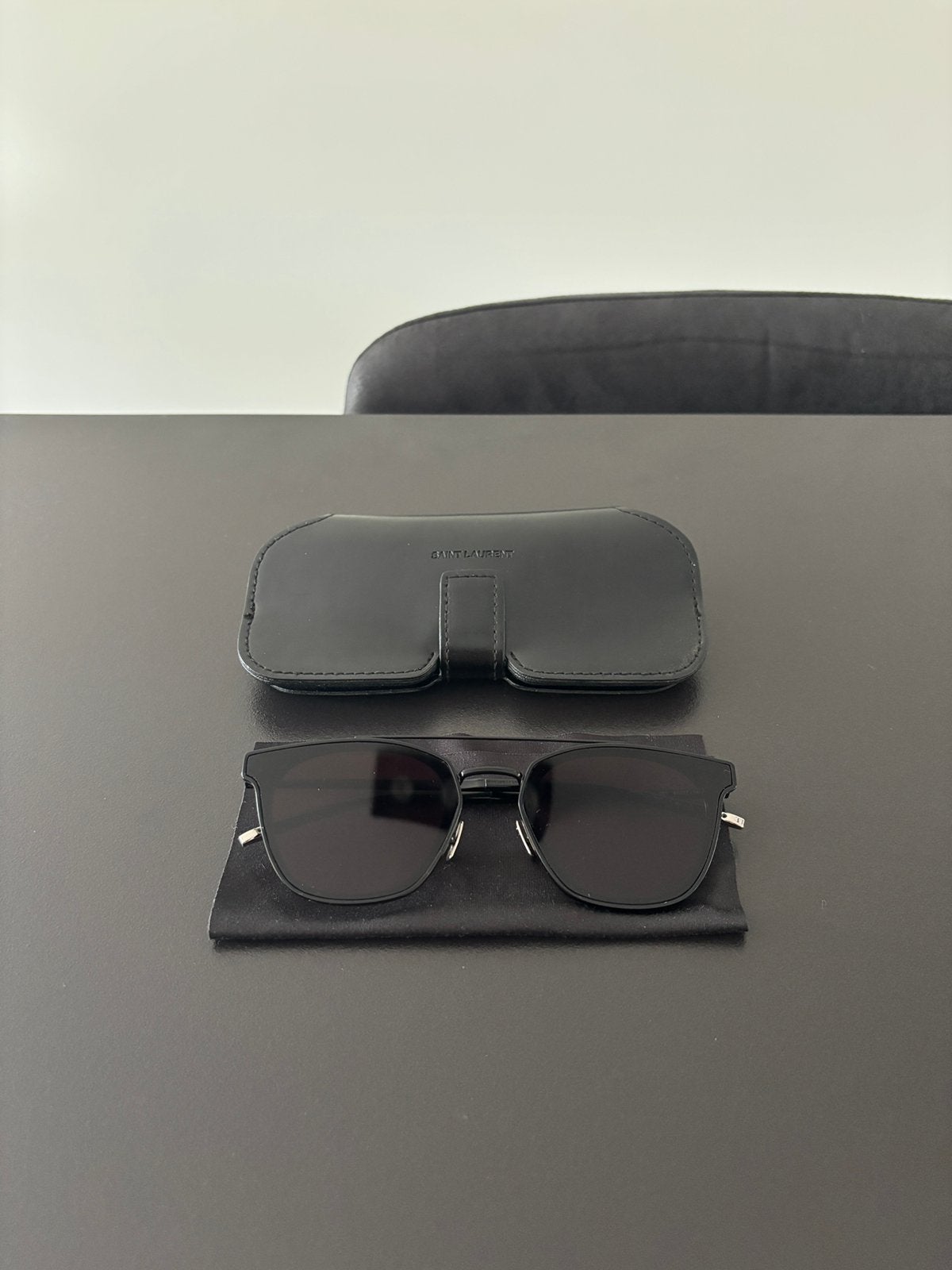 Yves Saint Laurent SL 28 Metal, Overige merken, Zwart, Ophalen of Verzenden, Zo goed als nieuw