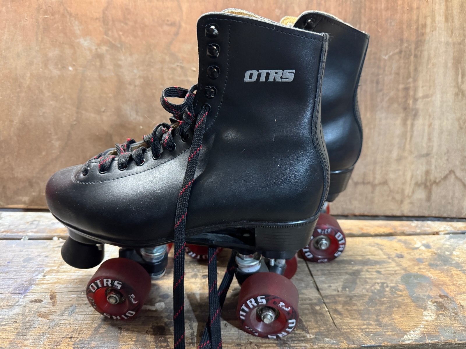 Rolschaatsen maat 40 - Zwart, nog in goede staat, Ophalen of Verzenden, Gebruikt