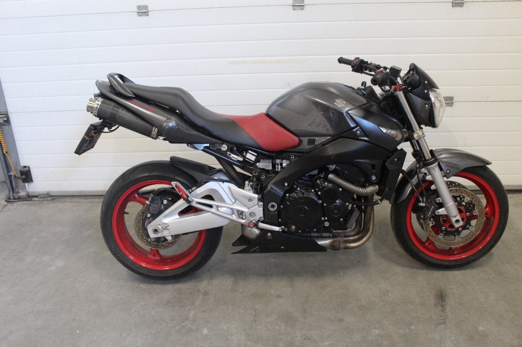 Suzuki GSR600 GSR 600 schade 2008, Ophalen, Sportuitlaat, 4 cilinders, Motorrijbewijs A