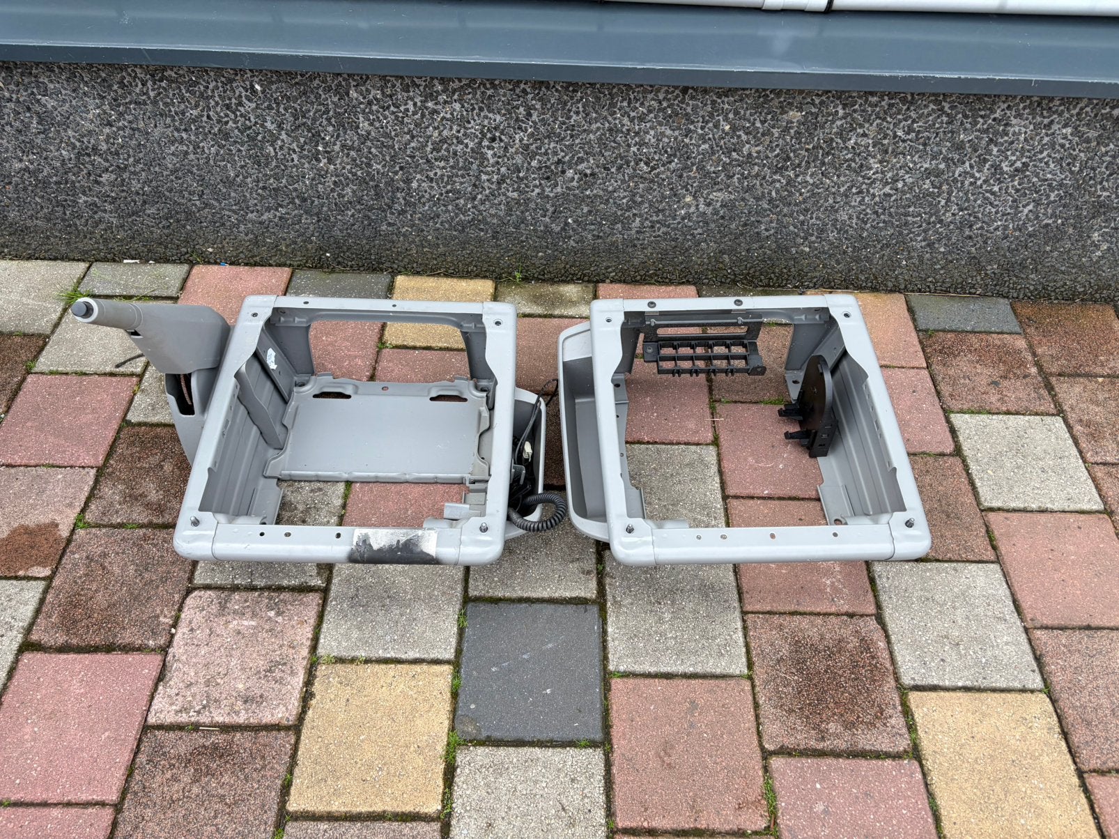 Vw Transporter T5 T6 Onderbakken Console California Grijs, Auto-onderdelen, Interieur en Bekleding, Ophalen