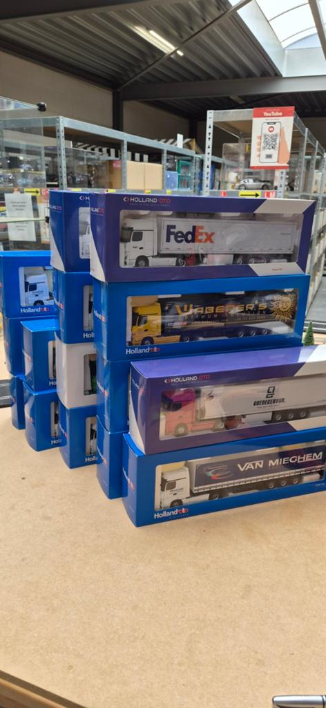 Diverse Mercedes-Benz Miniatuur Trucks - 1:50 Holland Oto, Onbekend, Nieuw, Ophalen of Verzenden, Holland Otto