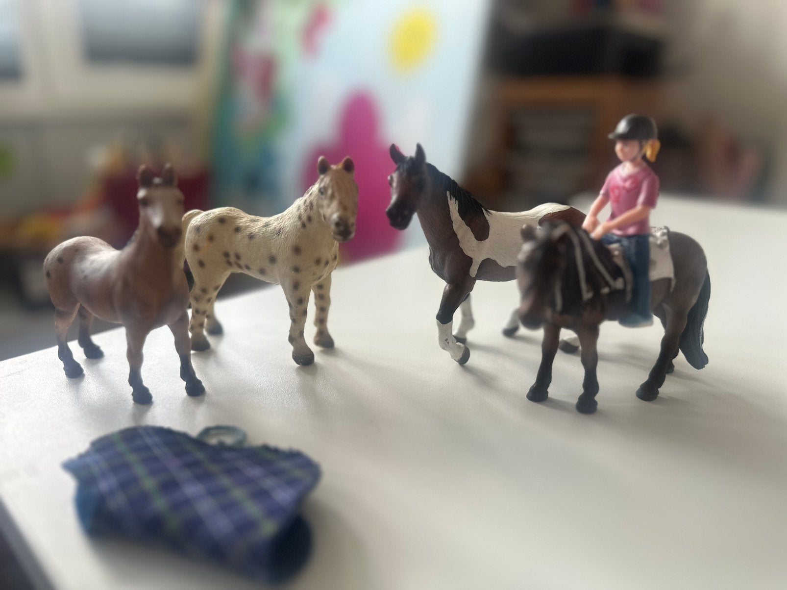 4 speelgoedpaarden Schleich & Bullyland, Ophalen of Verzenden, Gebruikt, Jongen of Meisje