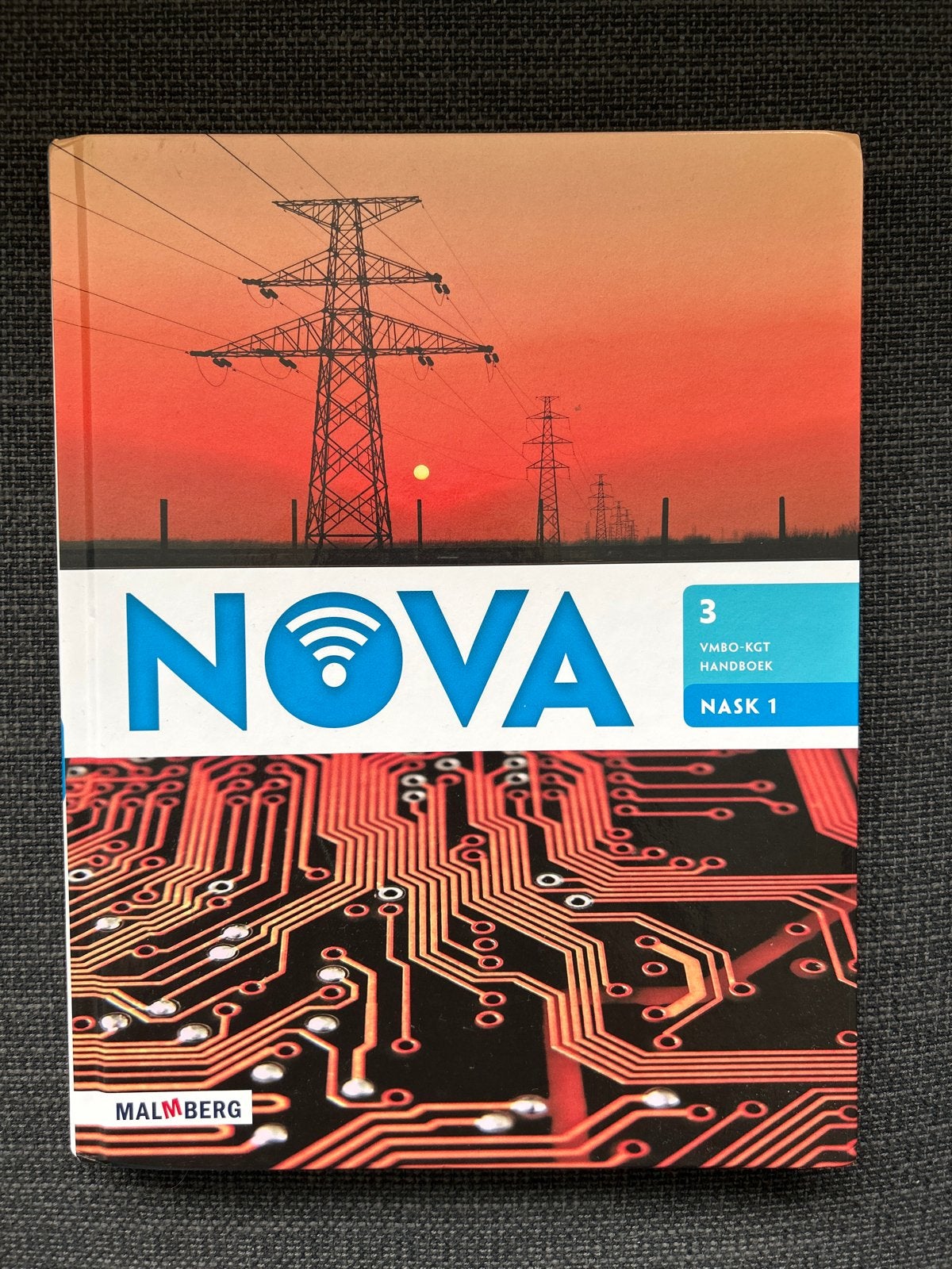 NOVA 3 VMBO-KGT Handboek Nask 1 Malmberg, Boeken, Ophalen of Verzenden, Zo goed als nieuw, VMBO, Natuurkunde