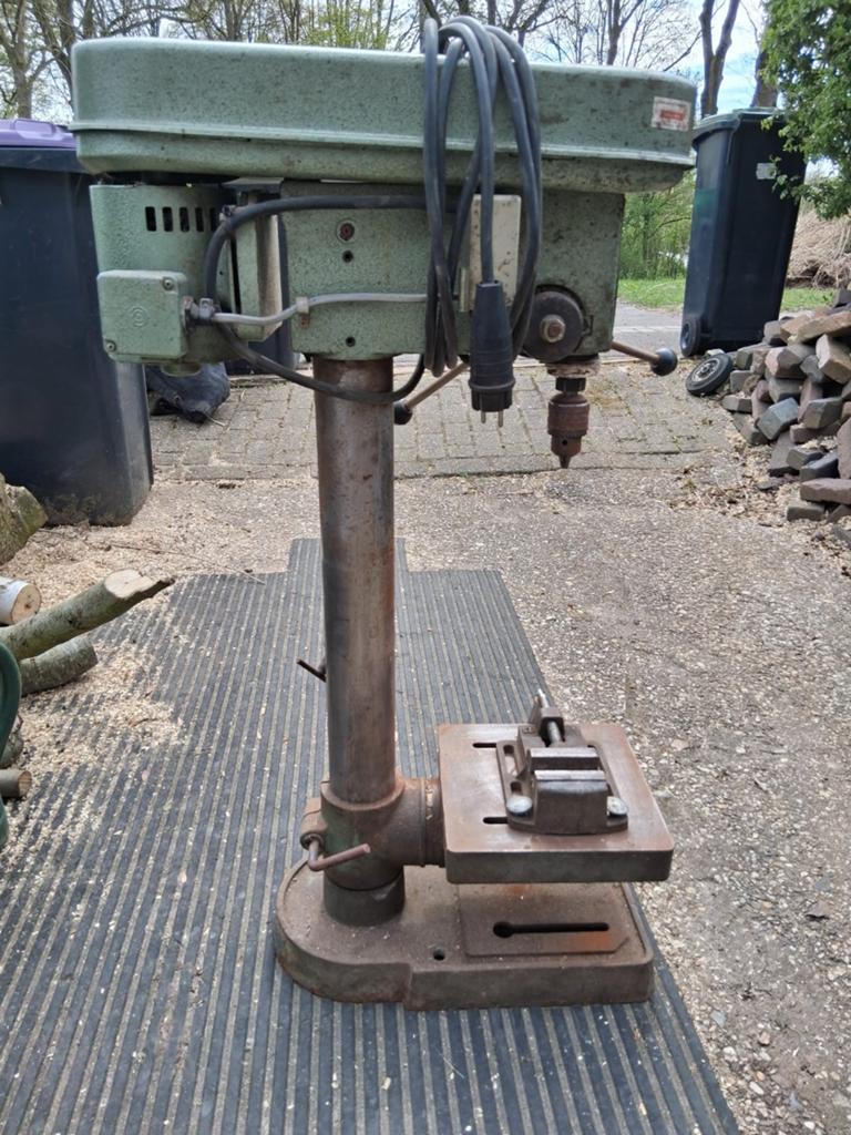 Vintage Kolomboormachine - Robuust en Functioneel, Ophalen, Gebruikt, 600 watt of meer, Kolomboormachine