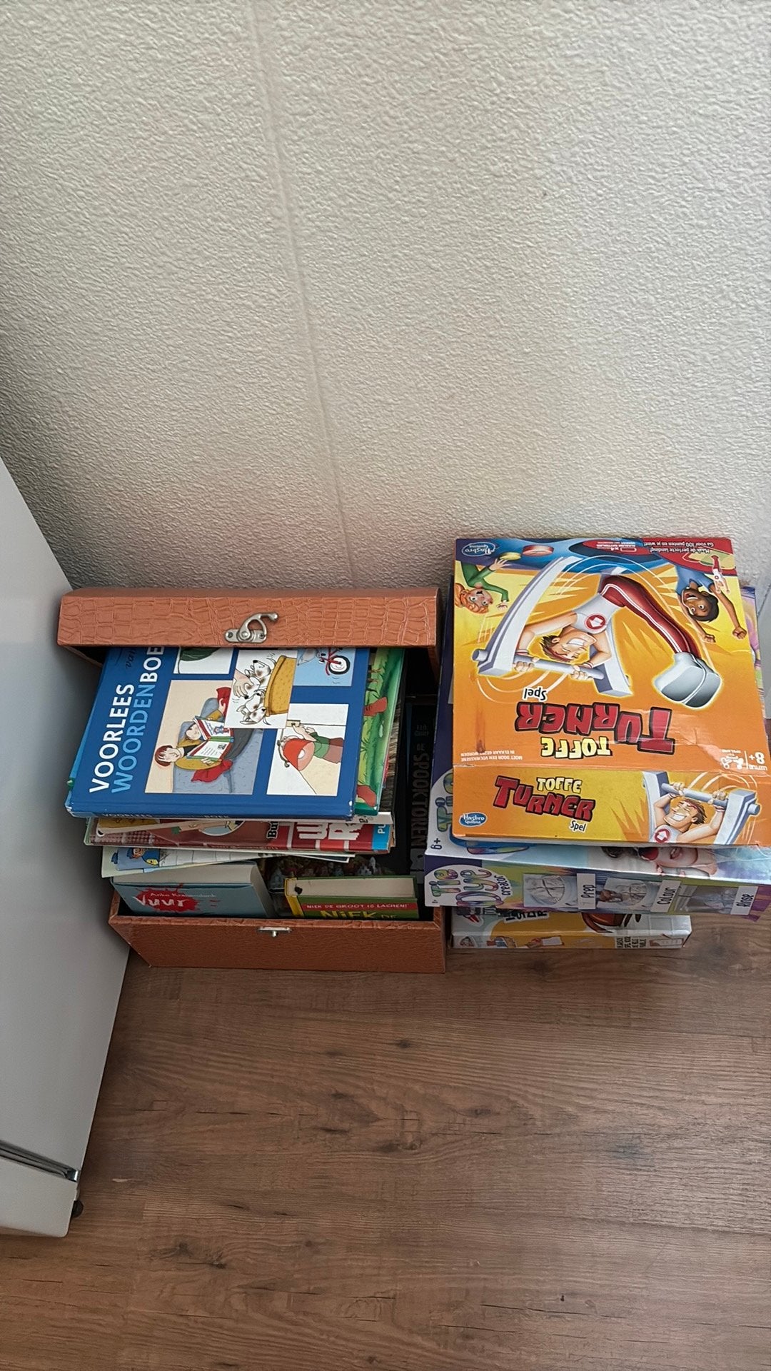 Diverse spellen en boeken, Cd's en Dvd's, Alle leeftijden, Ophalen, Zo goed als nieuw, Overige typen