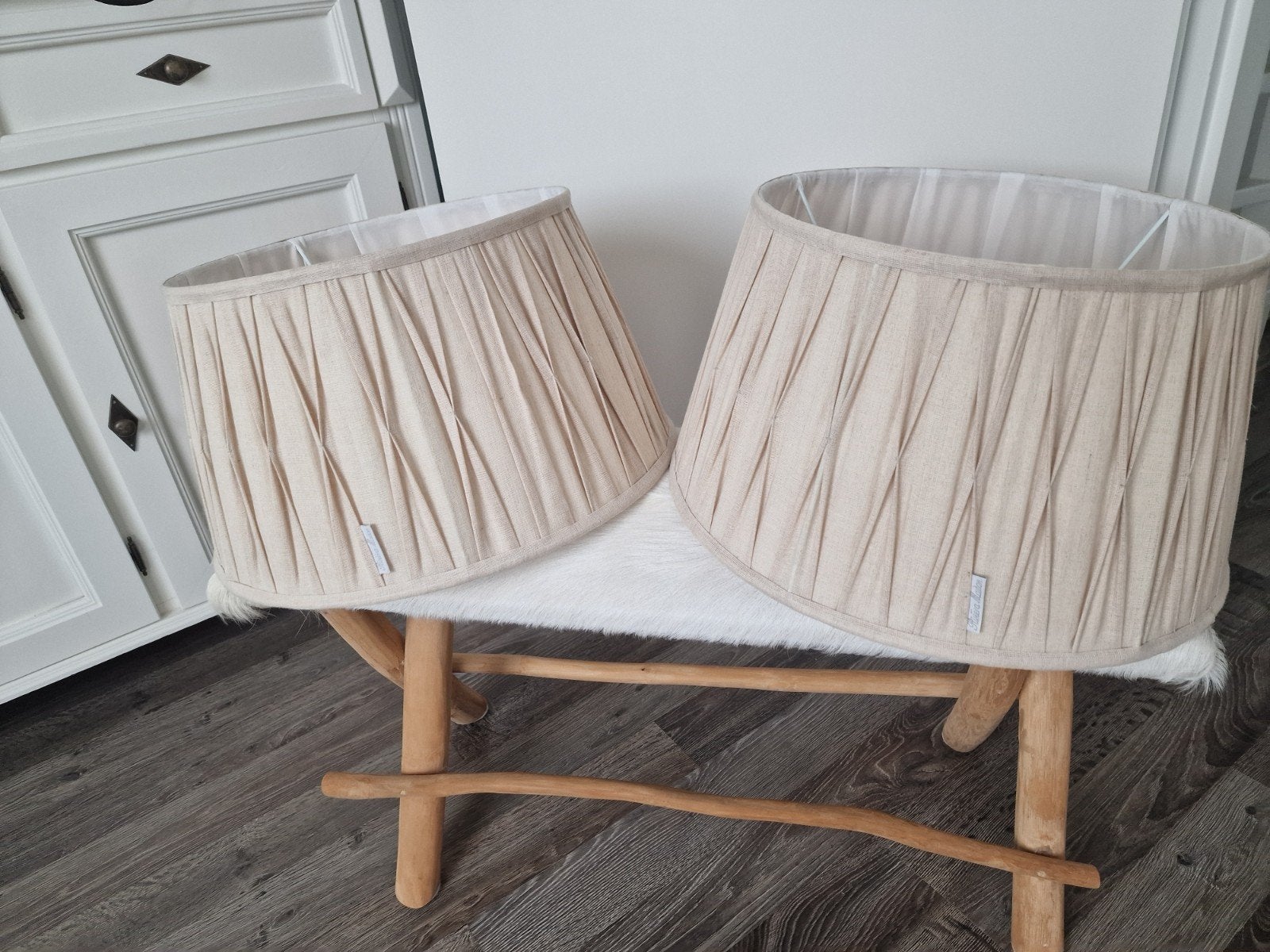 2x Riviera Maison lampenkappen - Zo goed als nieuw, Overige typen, Beige, Rond, Ophalen of Verzenden