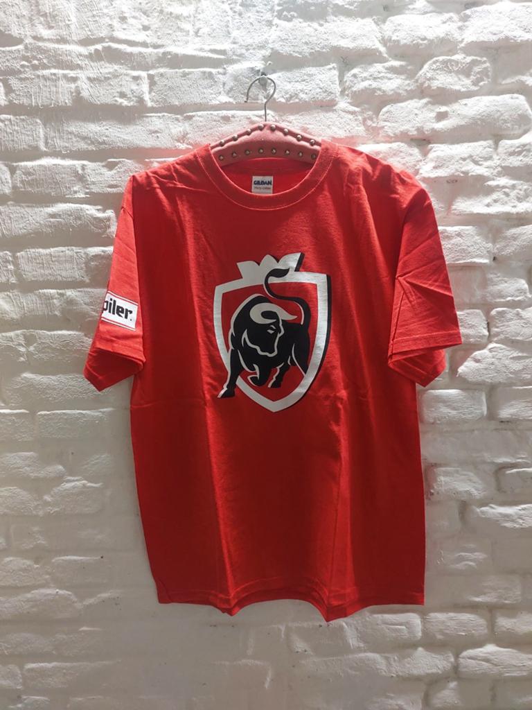 Gildan T-shirt met stierlogo - Maat L, Maat 52/54 (L), Verzenden, Nieuw, Rood