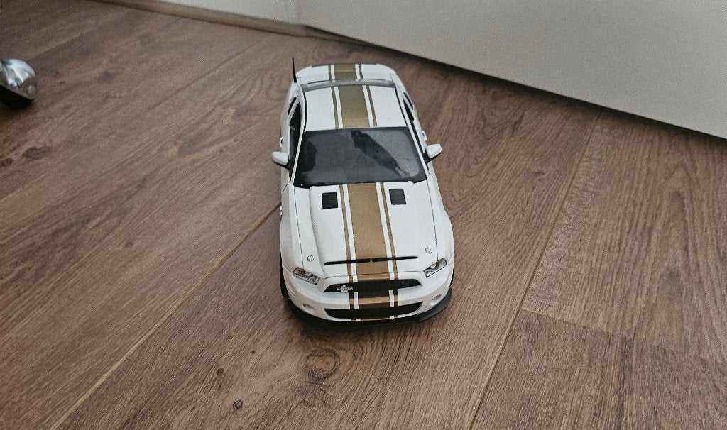 1:18 Shelby Collectibles Ford Mustang GT500 Super Snake 2012, Ophalen of Verzenden, Nieuw, Auto, Overige merken