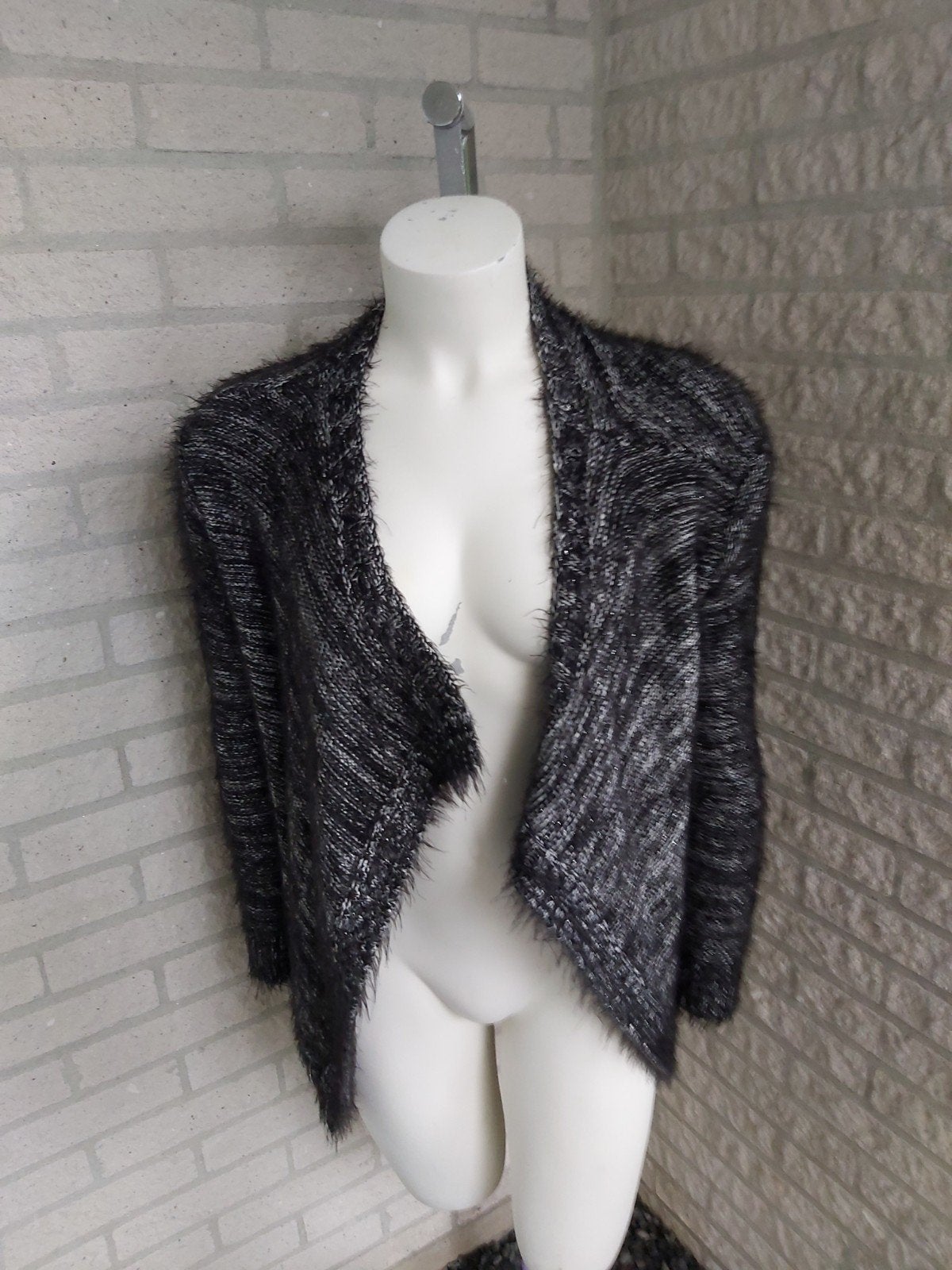 Zwart fluffy vest van Costes maat XS, Kleding | Dames, Zwart, Nieuw, Ophalen of Verzenden, Costes