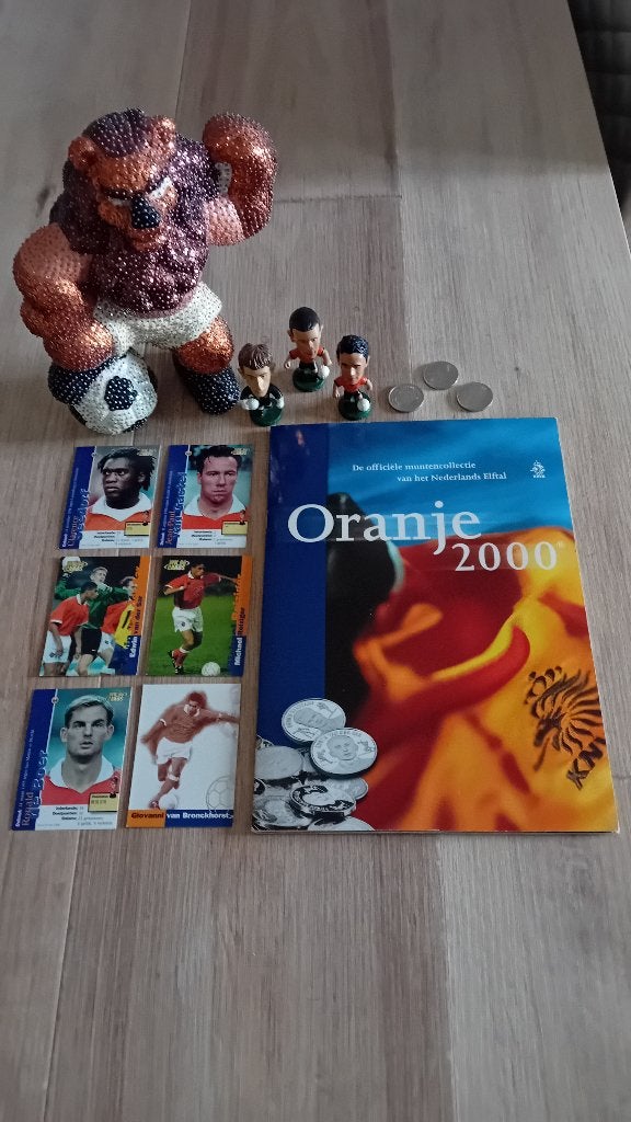 Nederlands elftal    oranje     voetbal 2000, Ophalen, Zo goed als nieuw, Overige binnenlandse clubs, Overige typen