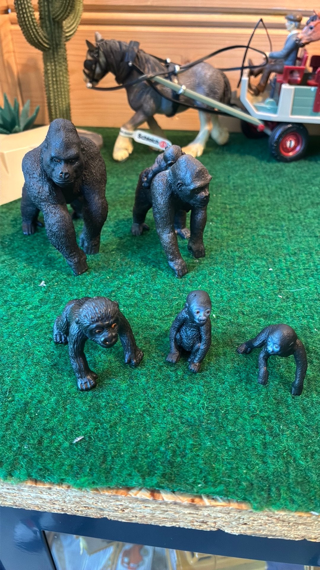 Schleich gorilla’s, Ophalen of Verzenden, Zo goed als nieuw, Paard, Beeldje of Figuurtje