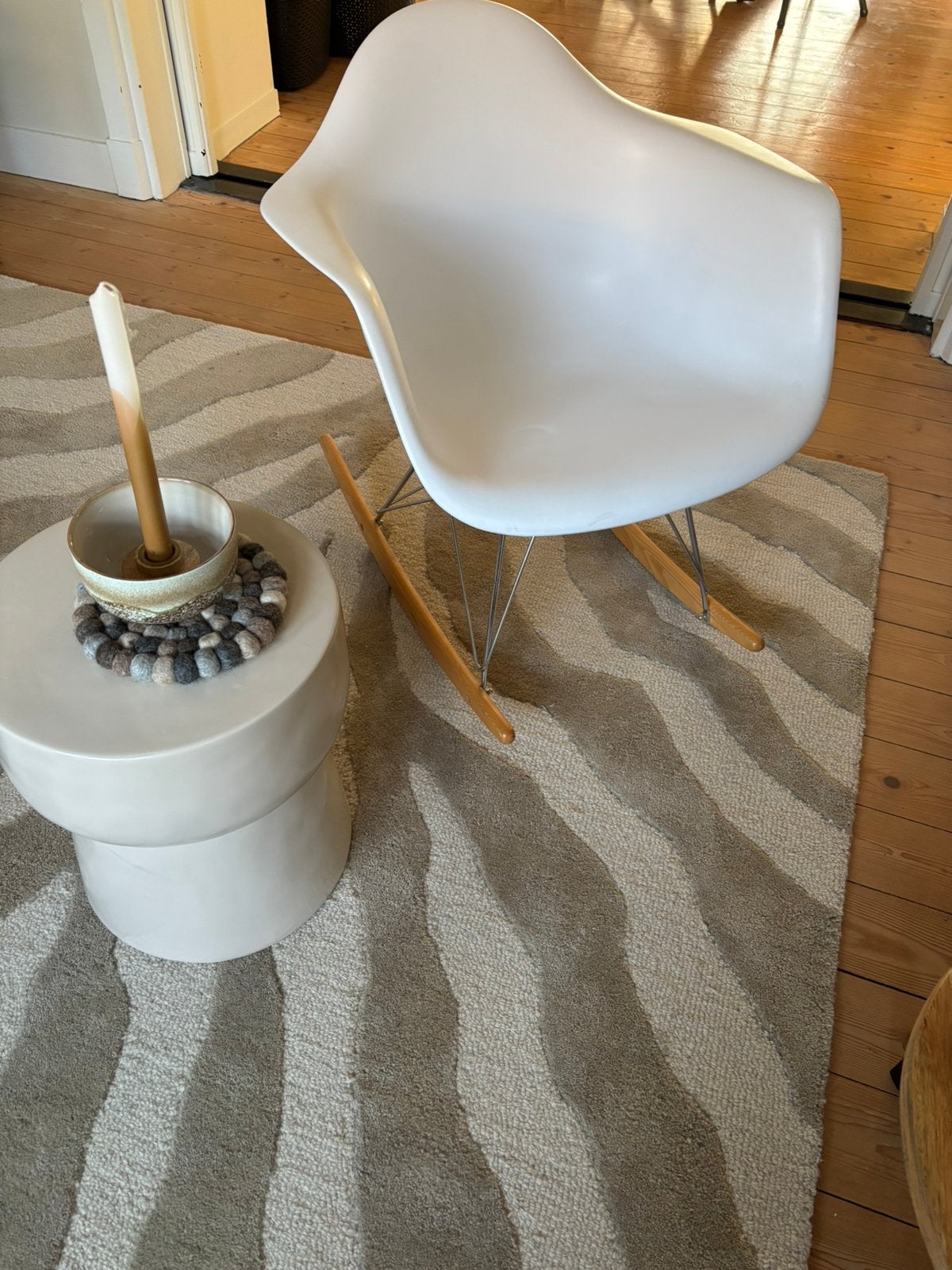 Schommelstoel kuipstoel wit (HAY design), Ophalen, Zo goed als nieuw, Wit, Eén