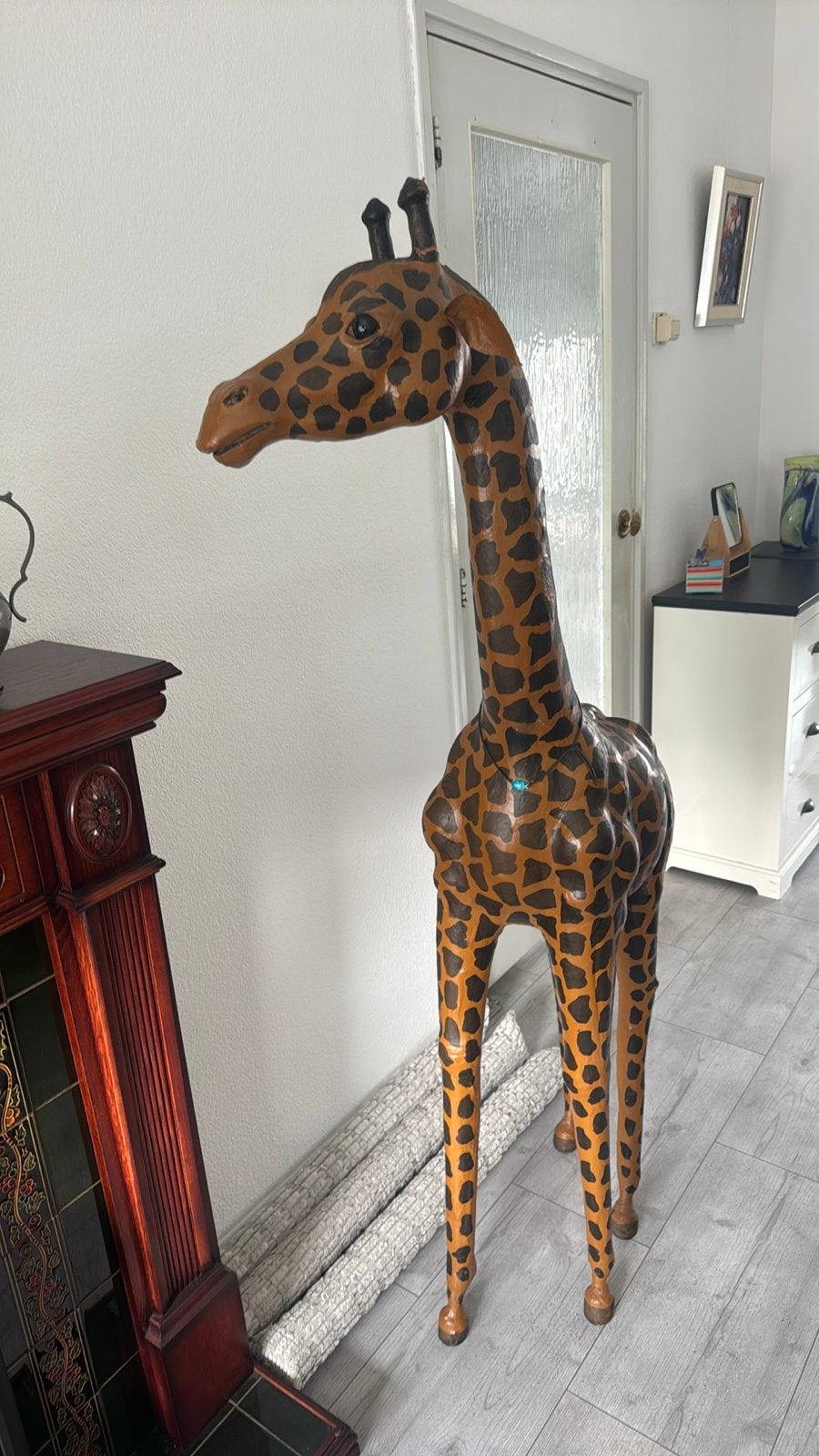 Decoratieve Giraffe Beeld - Hout en Leer, Hout, Gebruikt, Overige stijlen, Ophalen of Verzenden