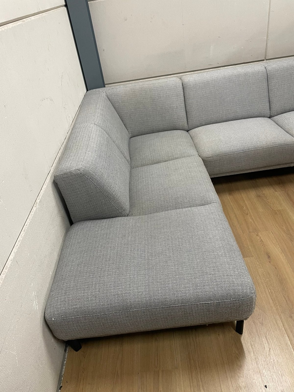 Mooie luxe grijze MONTEL viano hoekbank - GEREINIGD!!!, Ophalen, 250 tot 300 cm, Luxe, Hoekbank