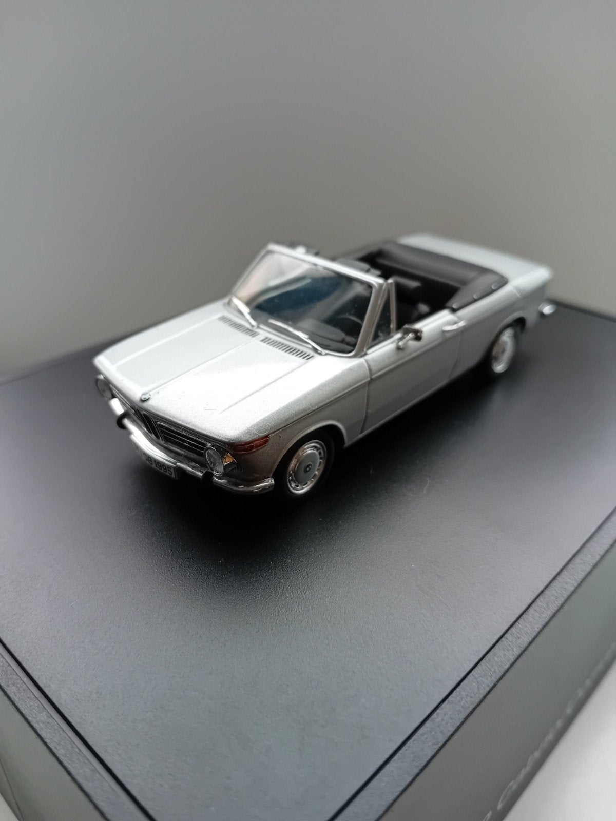 Minichamps BMW 2002 Cabriolet., Hobby en Vrije tijd, Modelauto's | 1:43, Ophalen of Verzenden, Nieuw, Auto, MiniChamps