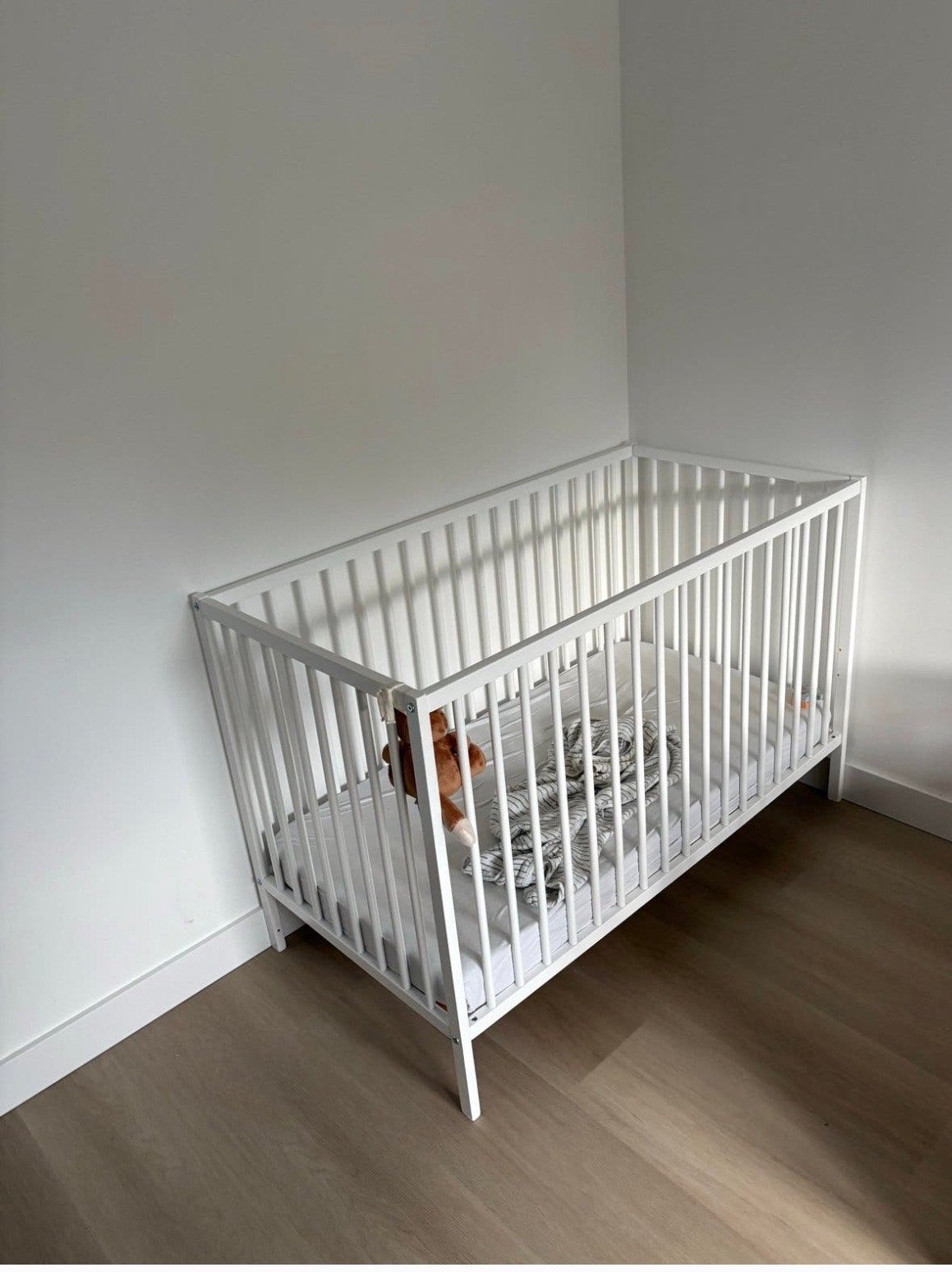 Wit ledikantje, nog netjes, van Babypark, Ophalen, Gebruikt, 70 tot 85 cm, 140 tot 160 cm