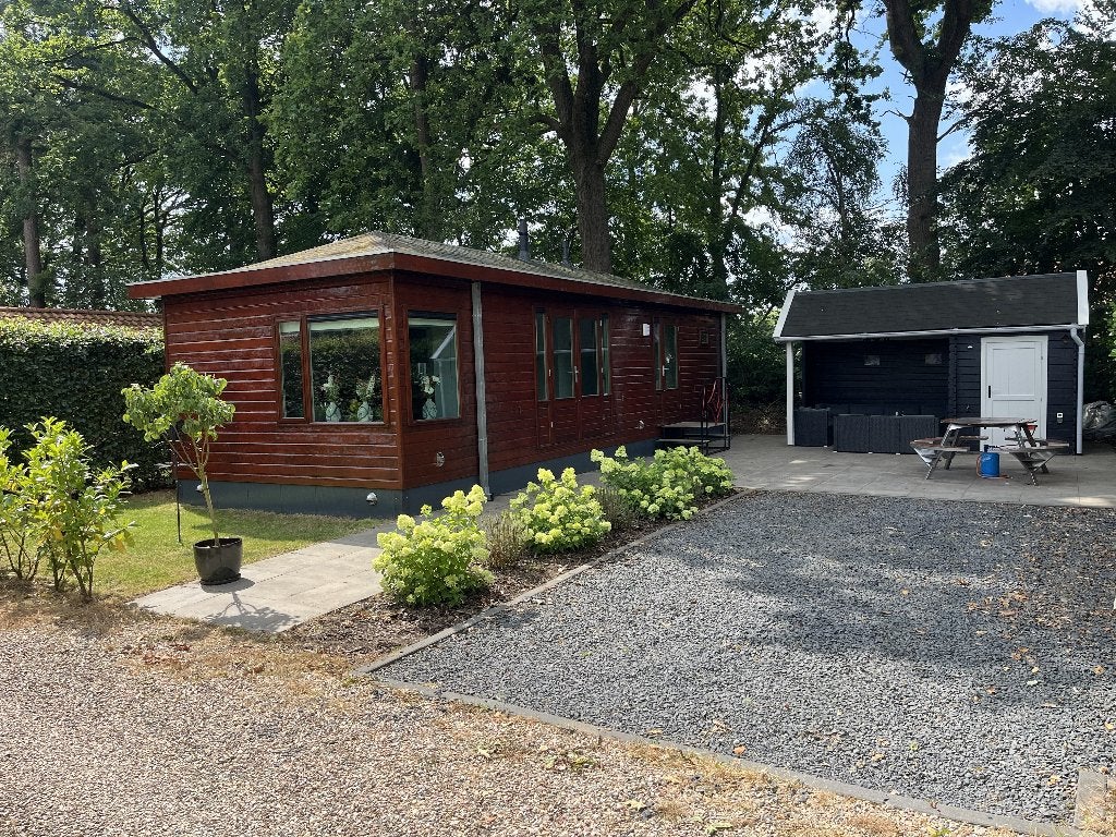 chalet op hartje Veluwe, Caravans en Kamperen, Tot en met 2