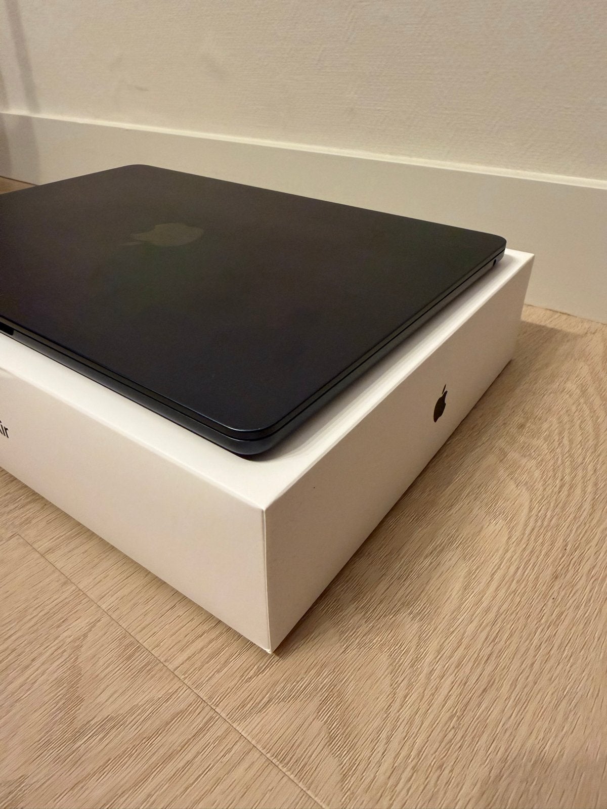Foto 5 van MacBook Air 13 inch 2025 M4 - 16GB RAM / 256GB SSD