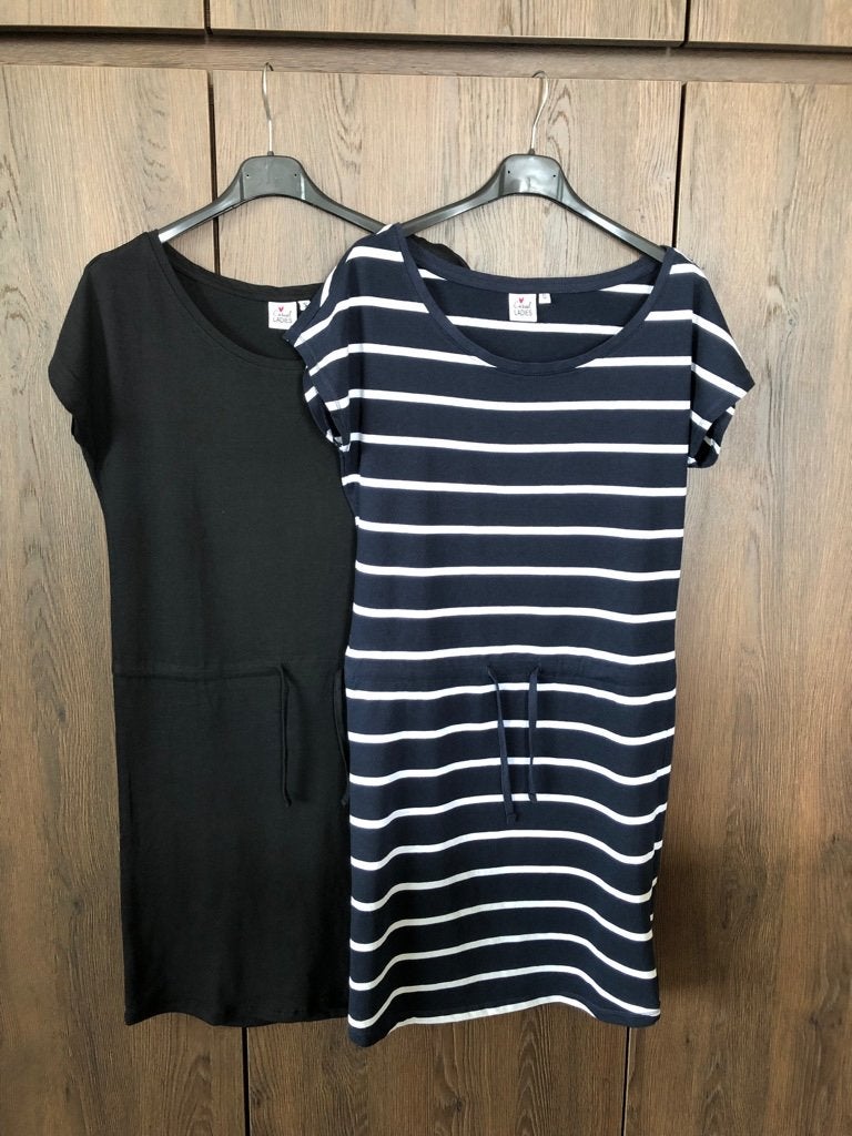 2 NIEUWE jurken, maat S, Verzenden, Zwart, Nieuw, Knielengte
