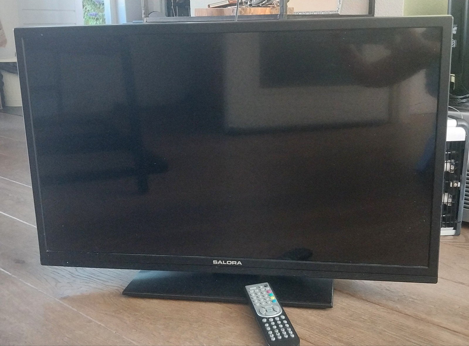 Salora TV met afstandsbediening, Ophalen of Verzenden, 50 Hz, Overige merken