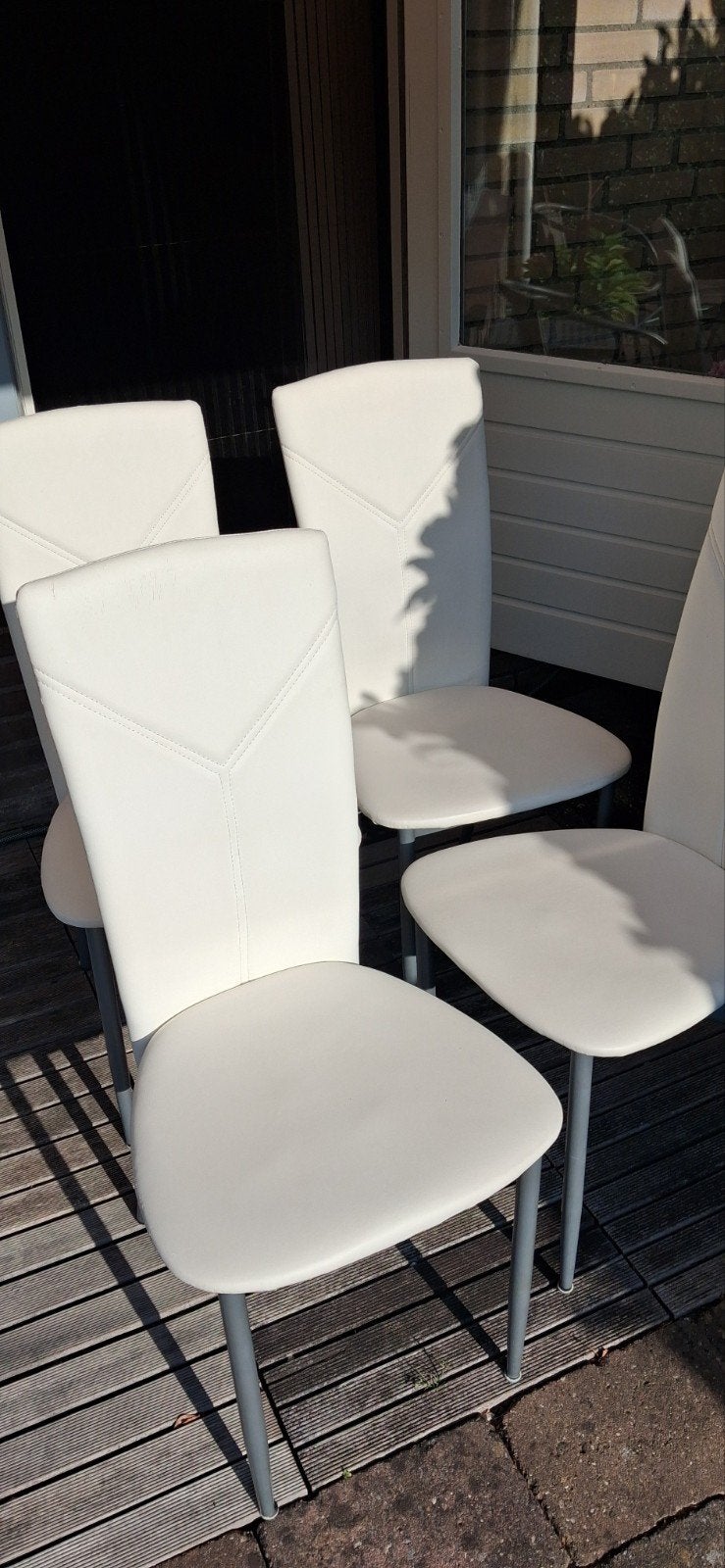 Stoelen witte 4 stuks GRATIS, Ophalen, Gebruikt, Wit