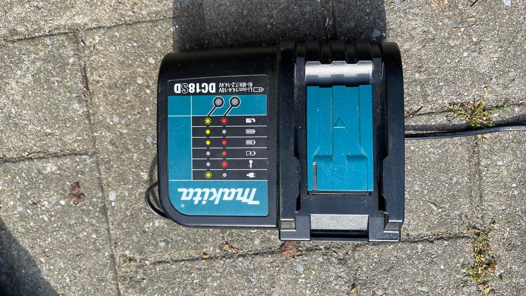 Makita DC18SD Oplader voor Li-ion Accu's 7.2V-18V, Ophalen, Nieuw, Overige typen