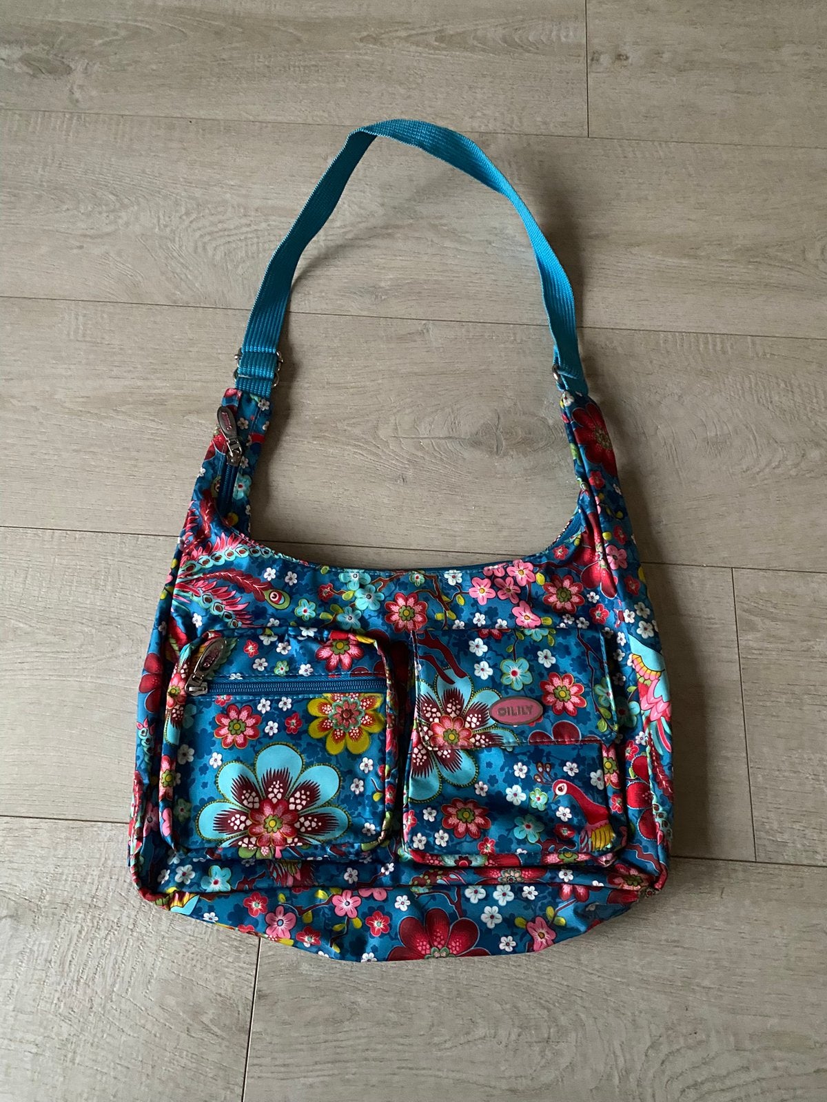 Oilily Handtas Blauw met Bloemen, Sieraden, Tassen en Uiterlijk, Tassen | Schoudertassen, Ophalen of Verzenden, Zo goed als nieuw