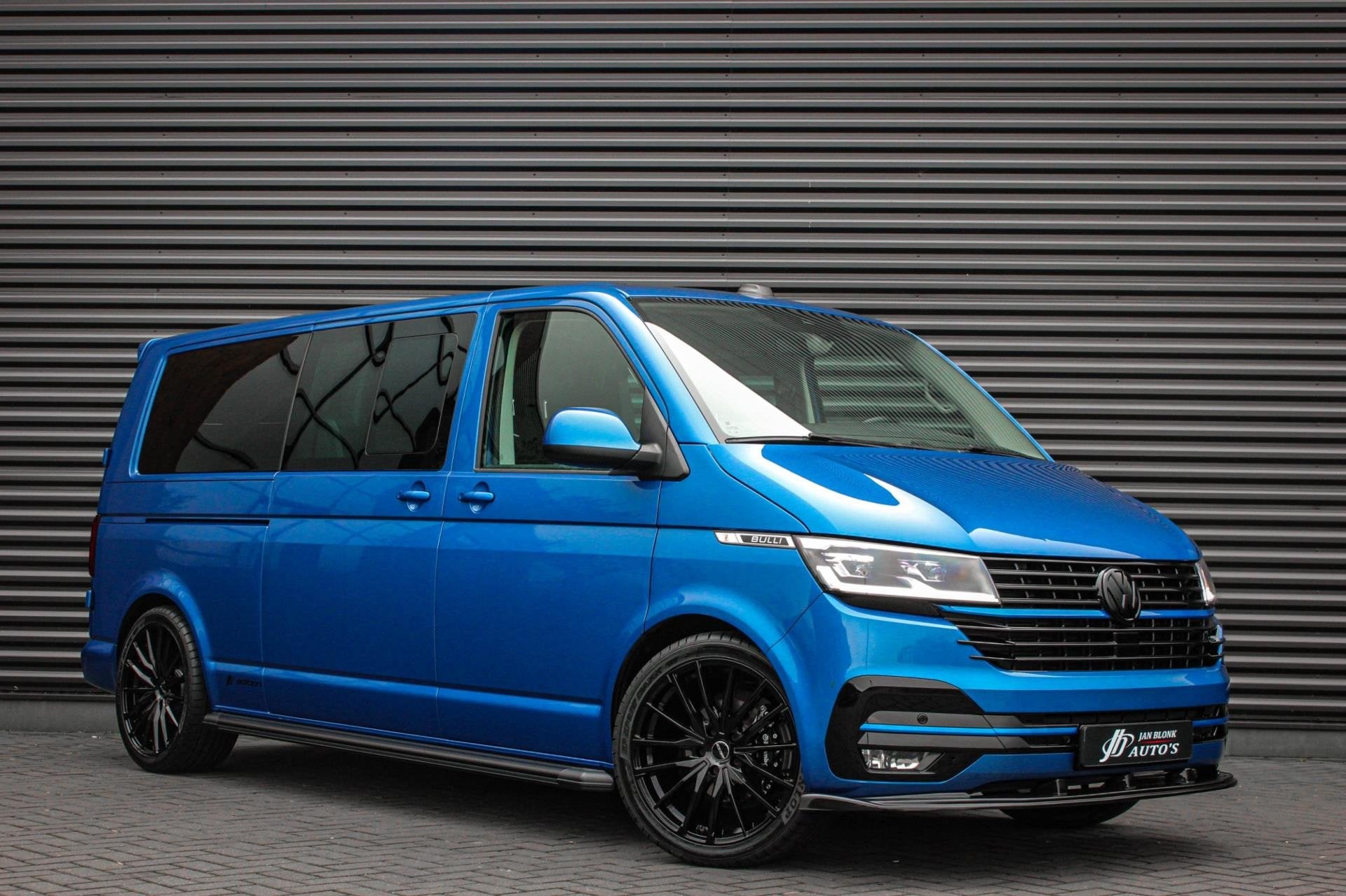 Volkswagen Transporter 2.0 TDI L2H1 BULLI DUBBEL CABINE 150P, Dealer onderhouden, 4 cilinders, 150 pk, Bedrijf