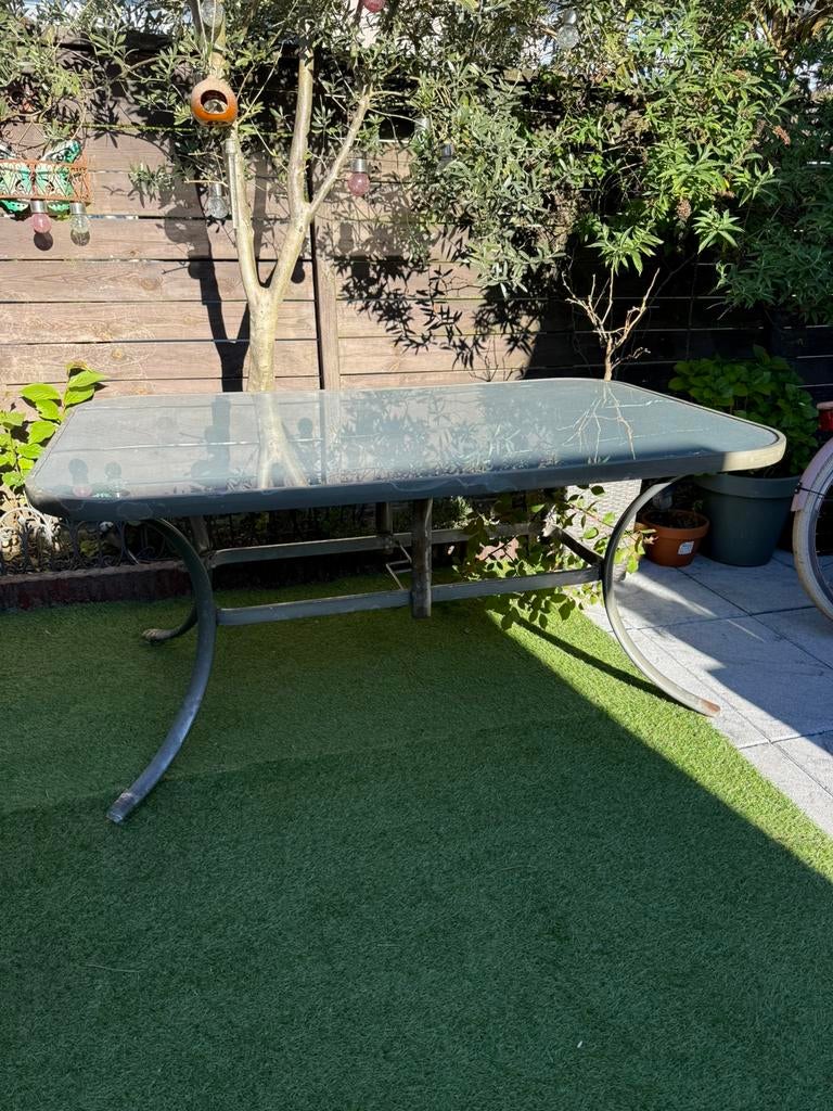 Gratis tuintafel - stevig en functioneel, Ophalen, Gebruikt, Rechthoekig, Metaal