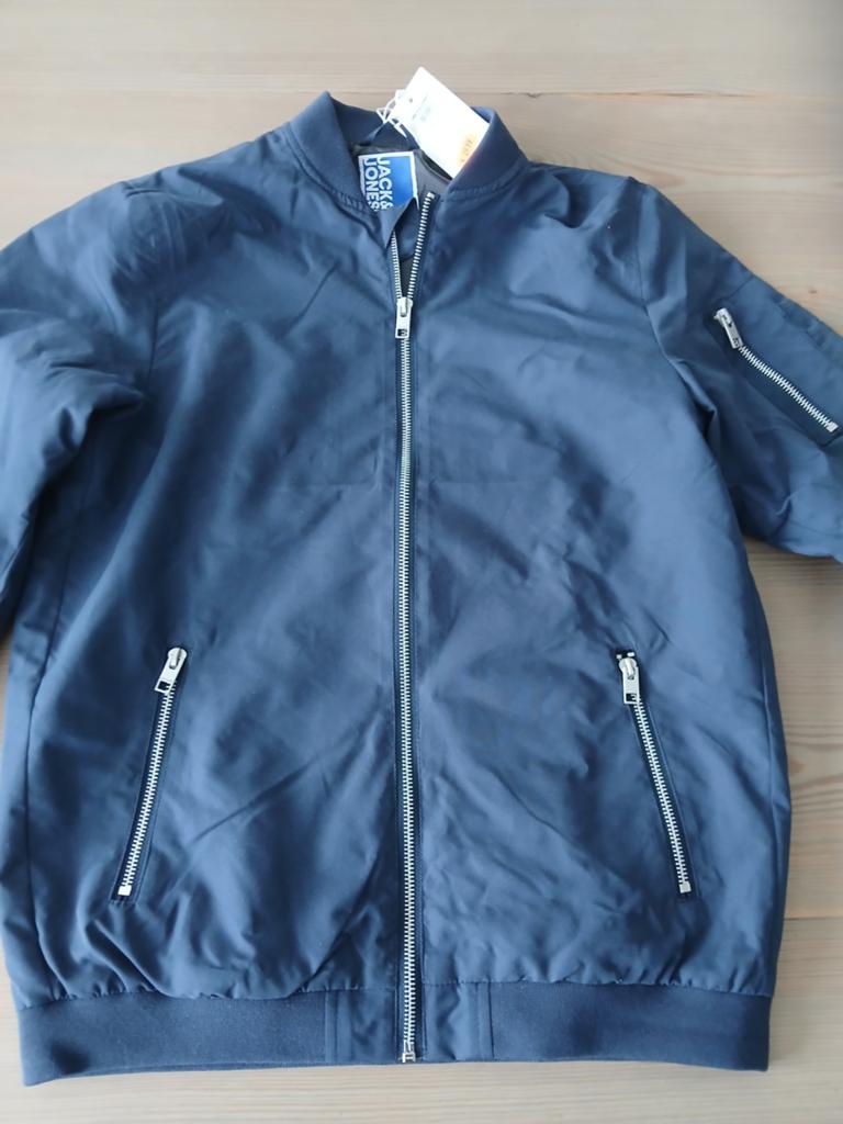 Jack & Jones maat 164  - Nieuw met kaartjes, Kinderen en Baby's, Kinderkleding | Maat 164, Ophalen of Verzenden, Nieuw