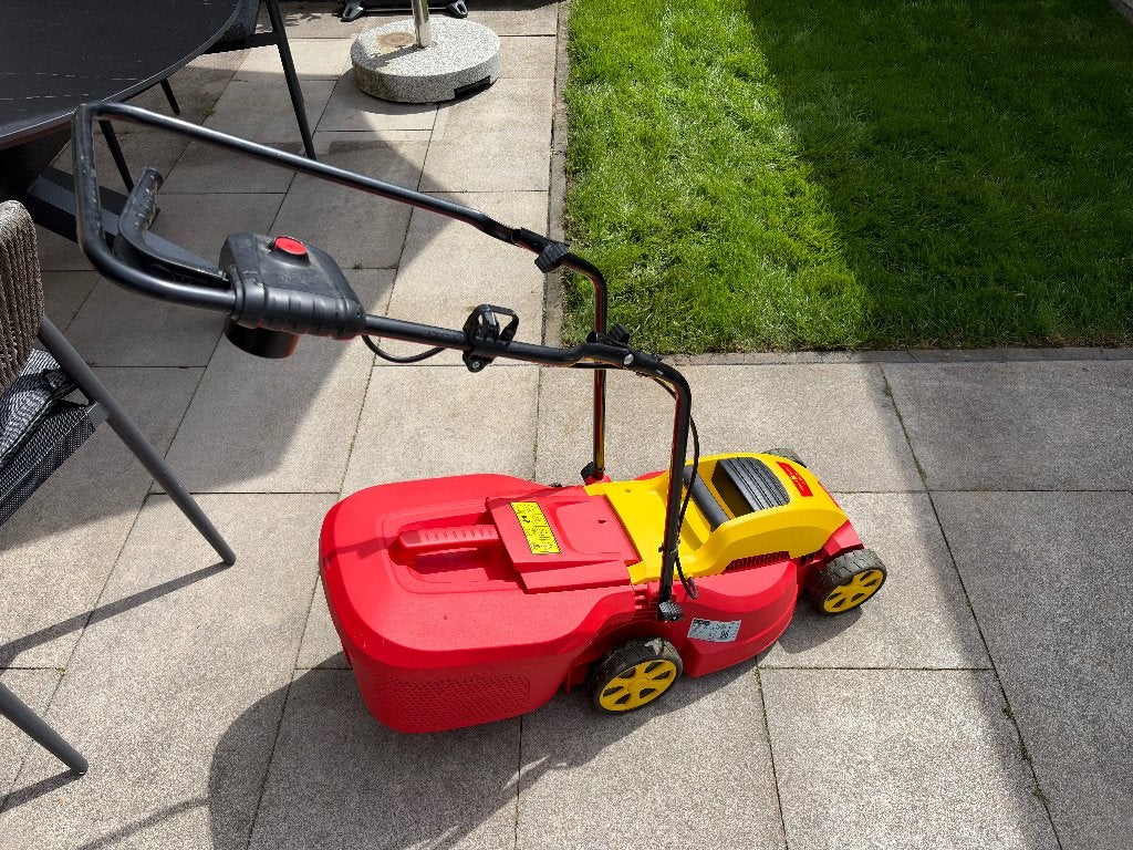 Wolf Garten A 320 E | Grasmaaier, Tuin en Terras, Grasmaaiers, Gebruikt, Elektrische grasmaaier, 30 t/m 39 cm, Cirkelmaaier, Opvangbak