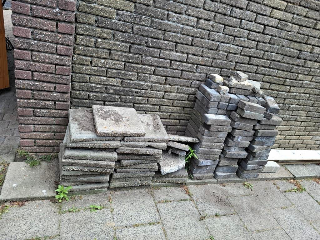 Gratis af te halen, Ophalen, Beton, Klinkers