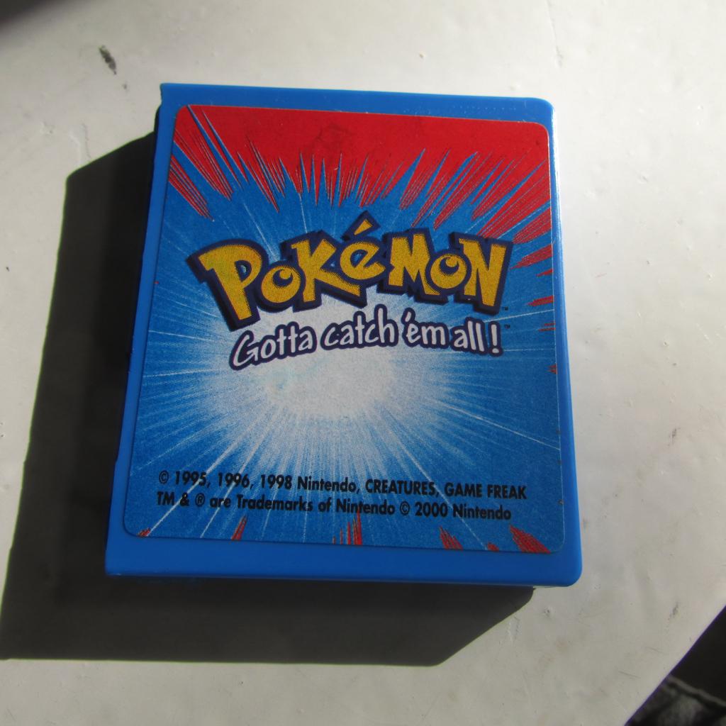 Pokemon stempel doosje, Hobby en Vrije tijd, Verzamelkaartspellen | Pokémon, Ophalen of Verzenden, Gebruikt, Overige typen