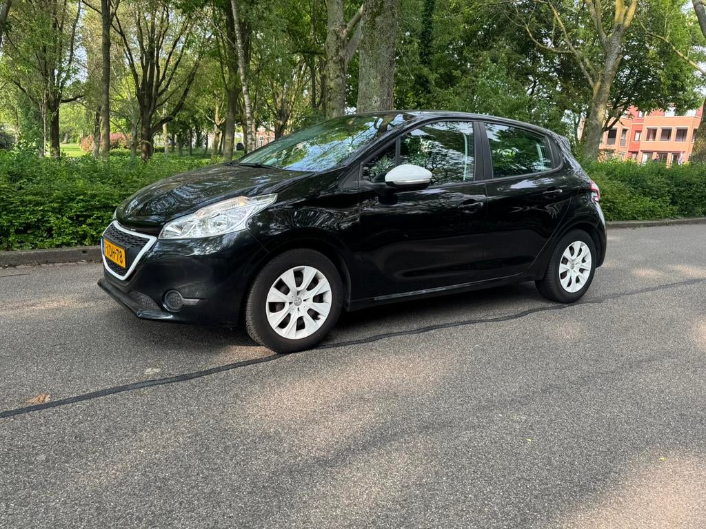 Peugeot 208 1.0 VTI 2014 Nap apk dealer onderhouden inruil m, Voorwielaandrijving, Origineel Nederlands, USB, 999 cc