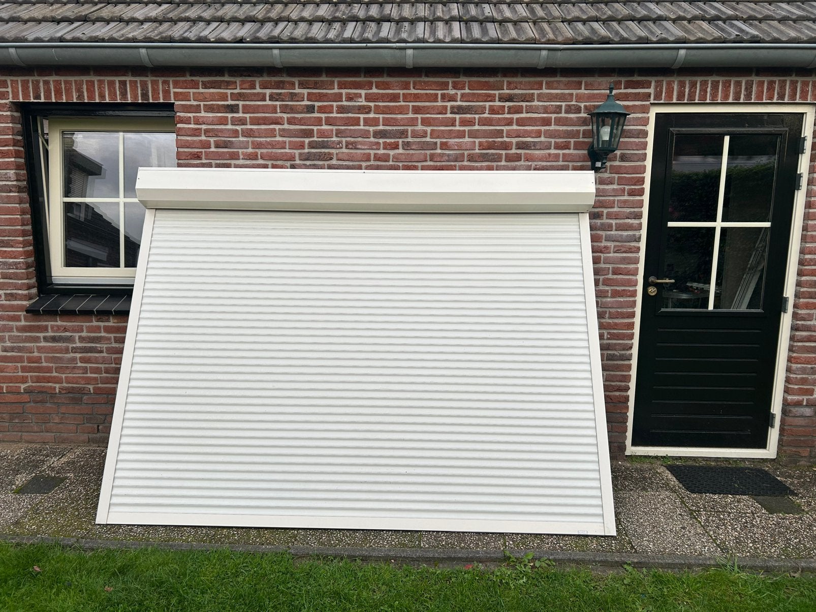 Rolluik elektrisch afmeting 2540mm x 1710mm 9001 Z.g.a.n., Doe-het-zelf en Verbouw, Ophalen, Crème of Beige, Zo goed als nieuw