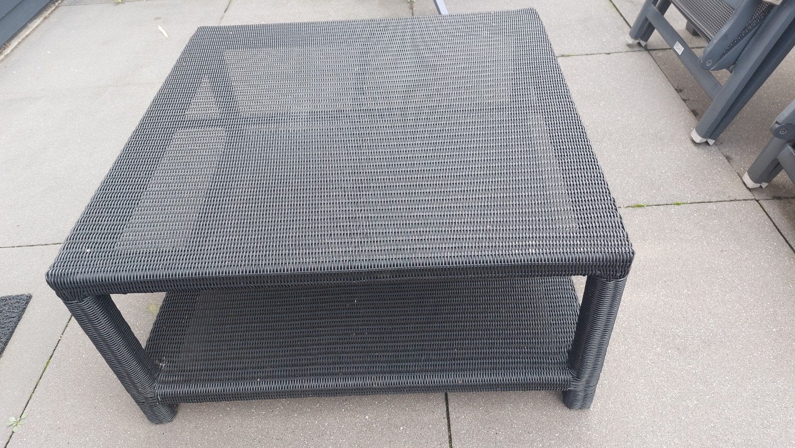 Borek tuintafel 75 x 75 met opbergruimte eronder, Ophalen, Gebruikt