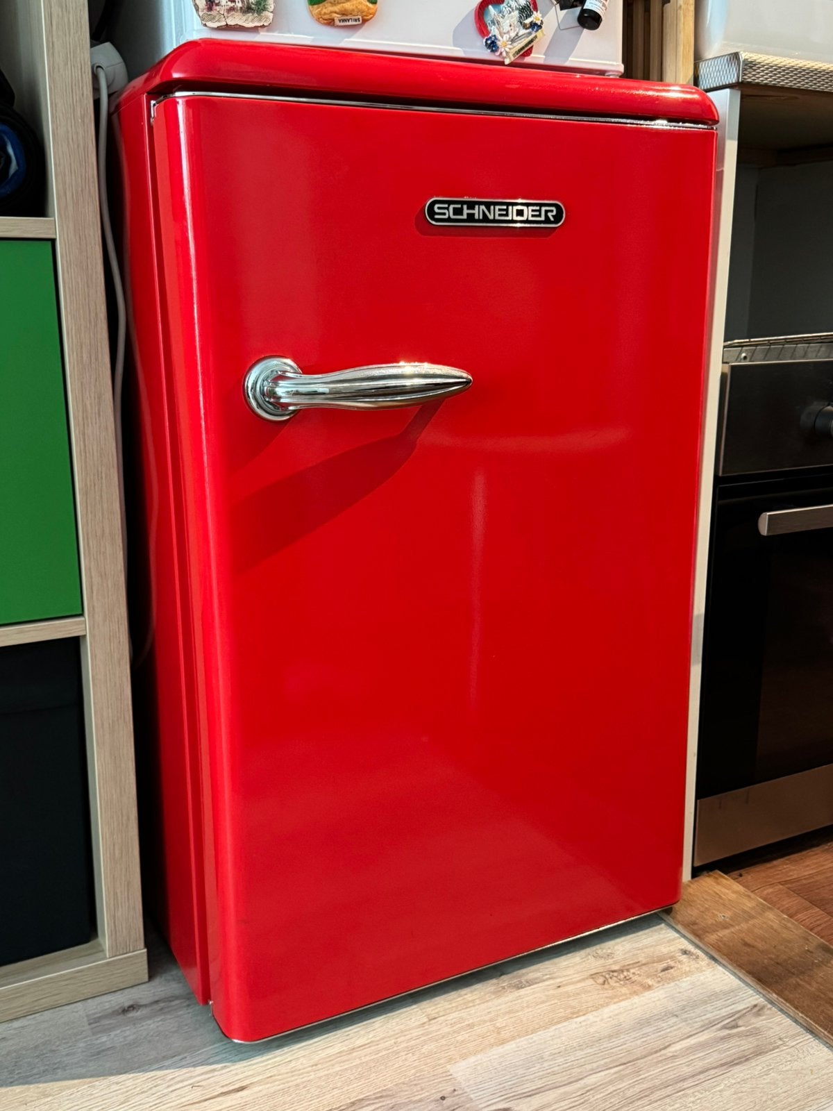 Schneider SL 130 TT A++ Fire tafelmodel retro koelkast, Witgoed en Apparatuur, Koelkasten en IJskasten, 100 tot 150 liter, Energieklasse A of zuiniger